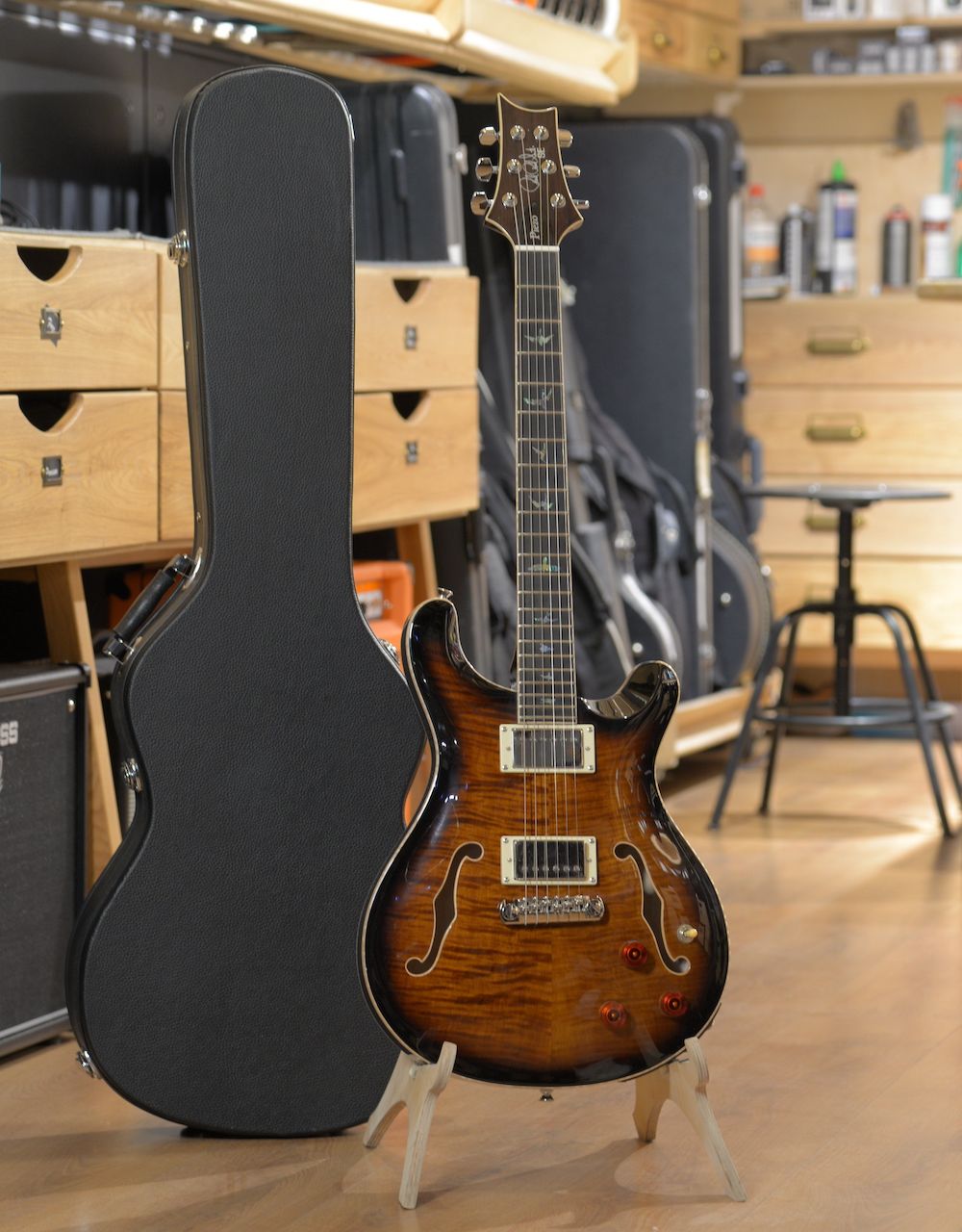 Электрогитара PRS SE HOLLOWBODY II PIEZO STD BLACK GOLD - купить в "Гитарном Клубе"