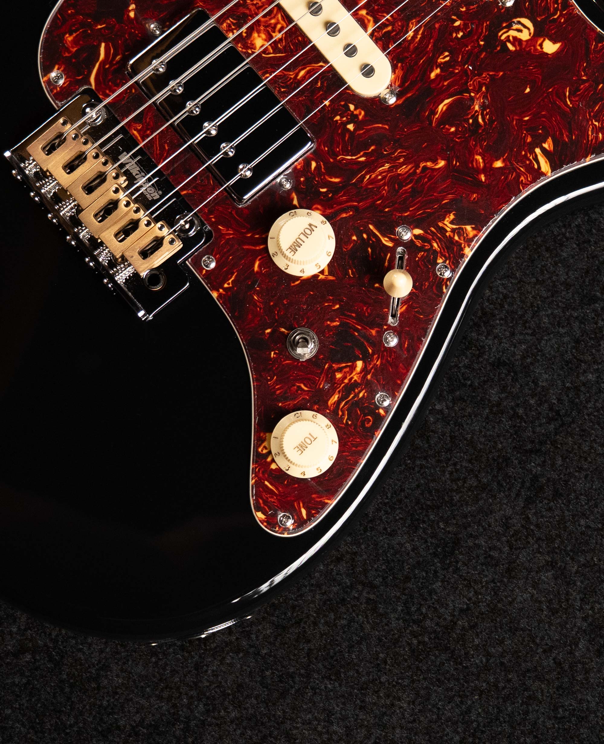 Электрогитара Crafter Crema MP Cosmic Black - купить в "Гитарном Клубе"