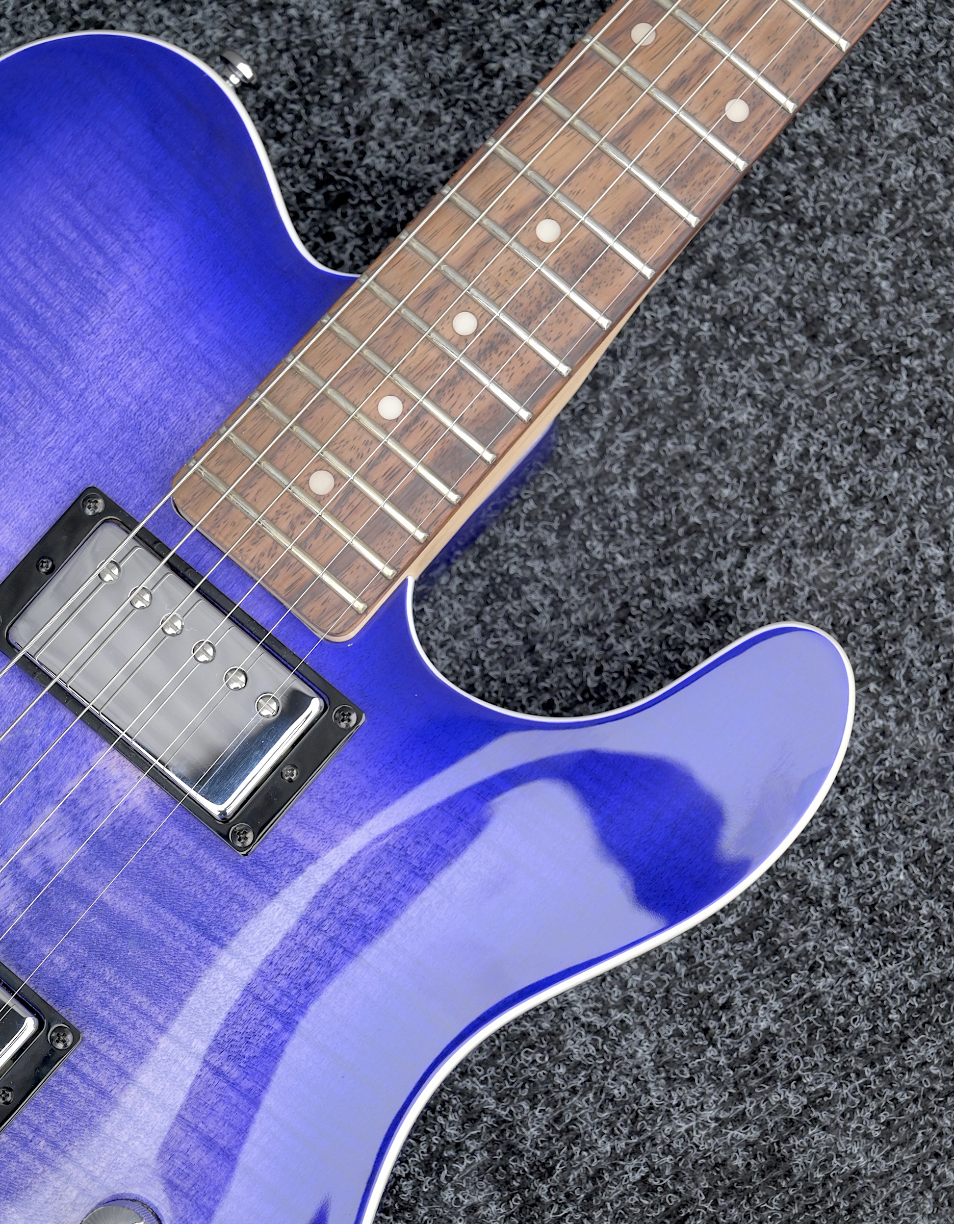 Электрогитара G&L Tribute ASAT Deluxe Blueburst RW - купить в "Гитарном Клубе"