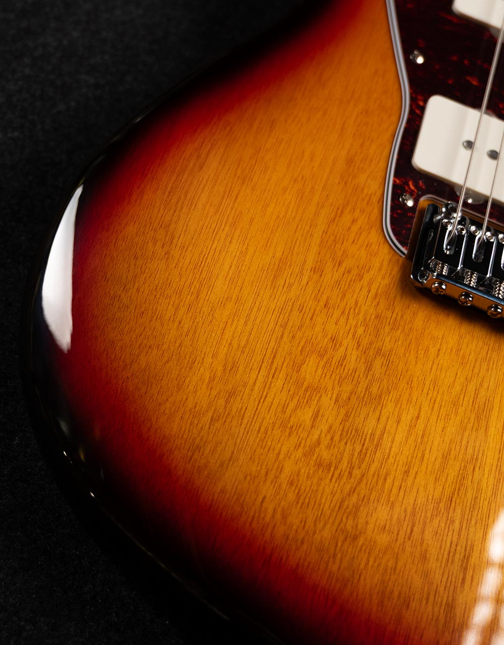 Электрогитара Sire J3 3TS - купить в "Гитарном Клубе"