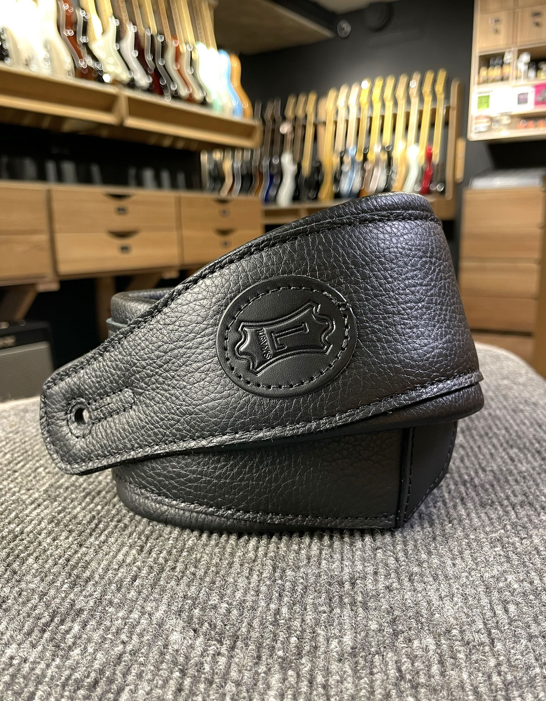 Гитарный ремень Levy