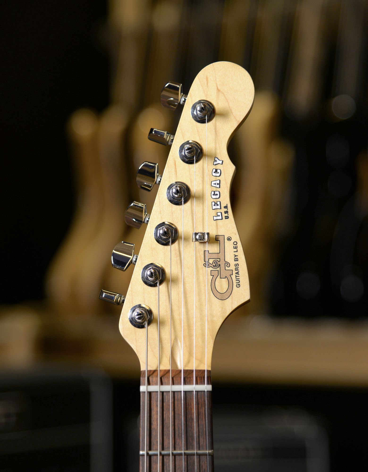 Электрогитара G&L FD Legacy Surf Green CR - купить в "Гитарном Клубе"