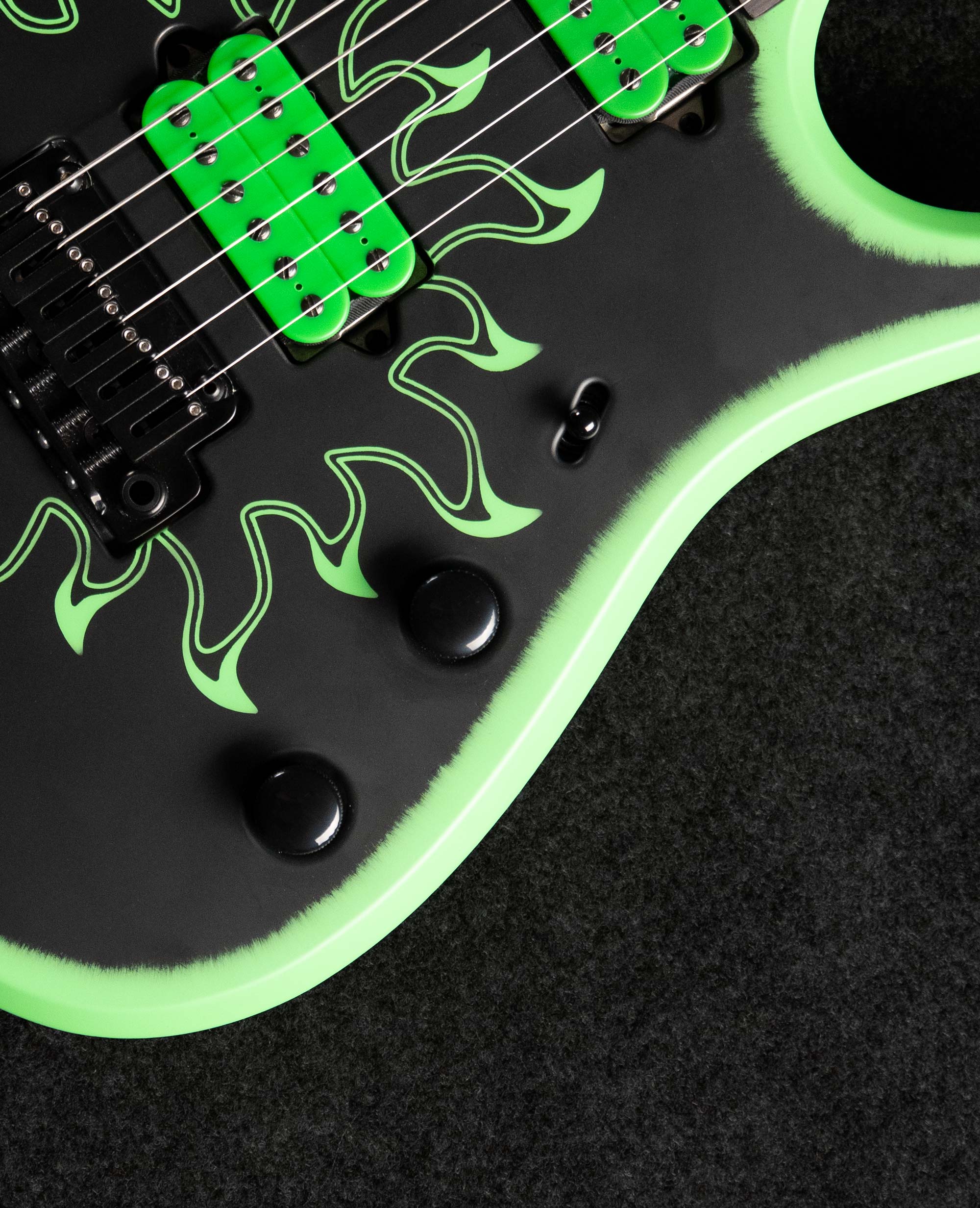 Электрогитара Khmelevsky Suncaster 26 007 - купить в "Гитарном Клубе"