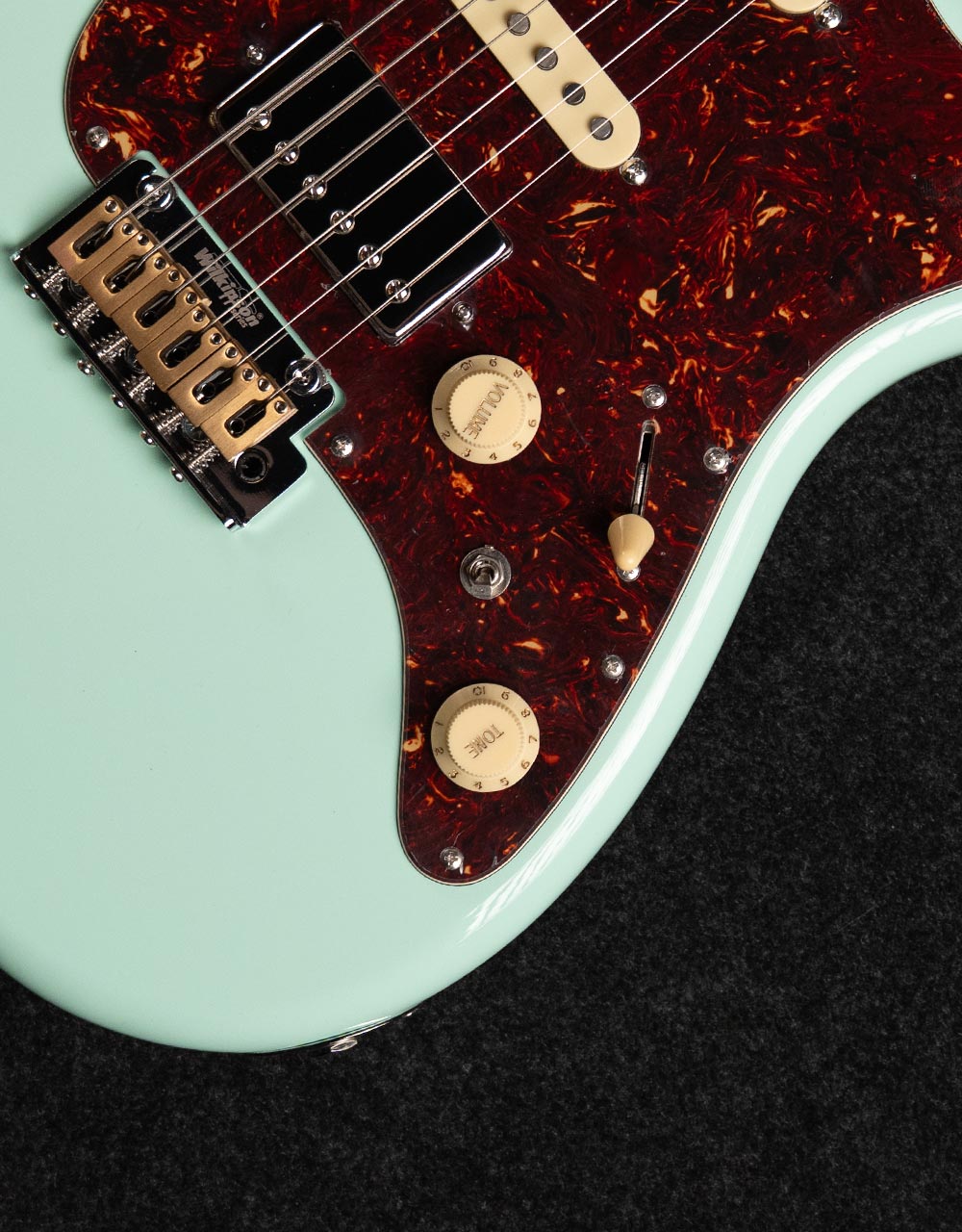 Электрогитара Crafter Charlotte VVS RS Ara Green - купить в "Гитарном Клубе"