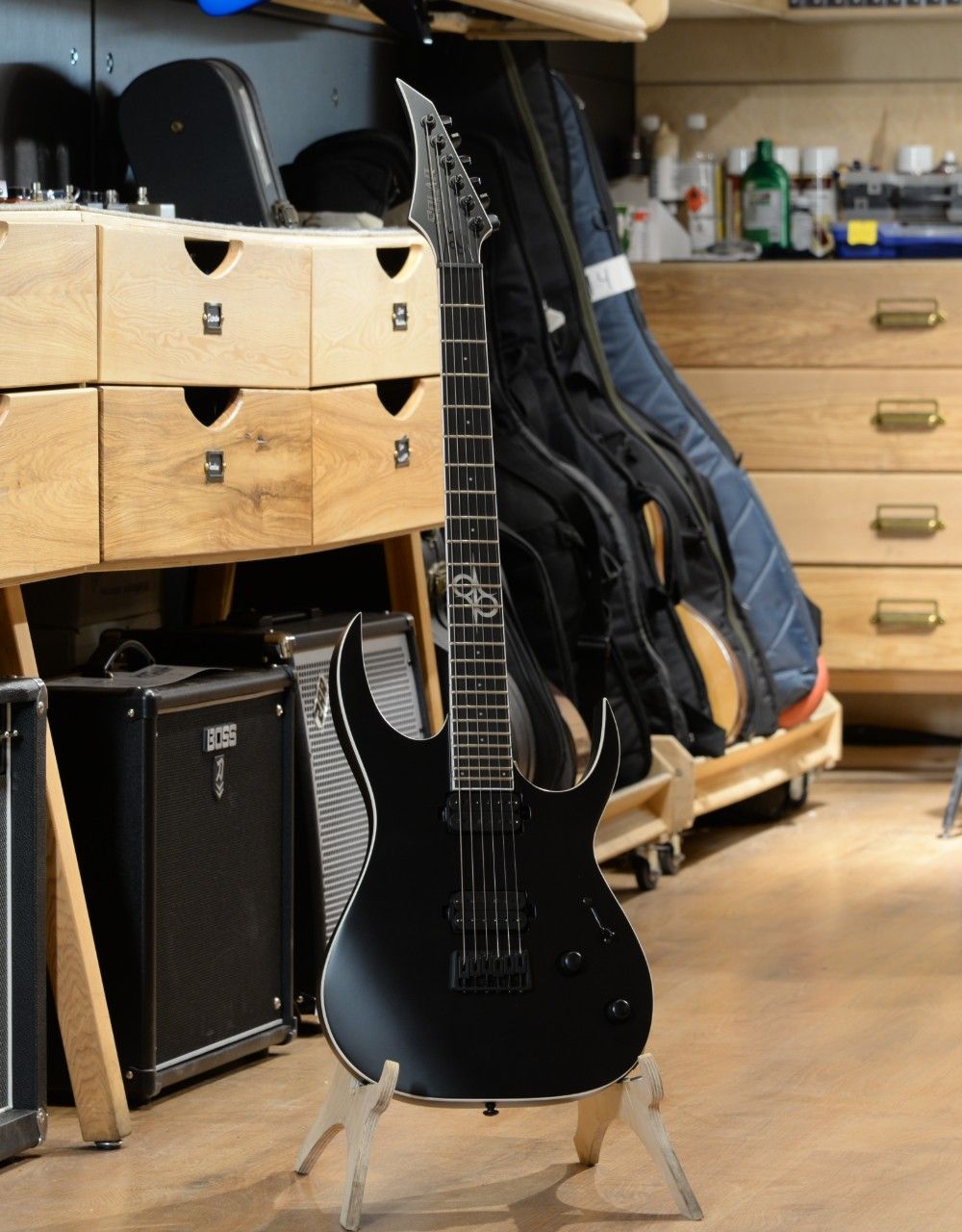 Электрогитара Solar Guitars S2.6C Black Matte - купить в "Гитарном Клубе"