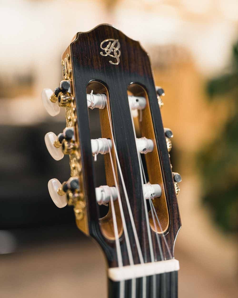 Классическая гитара Prudencio Saez 4-CW (56) Cedar - купить в "Гитарном Клубе"