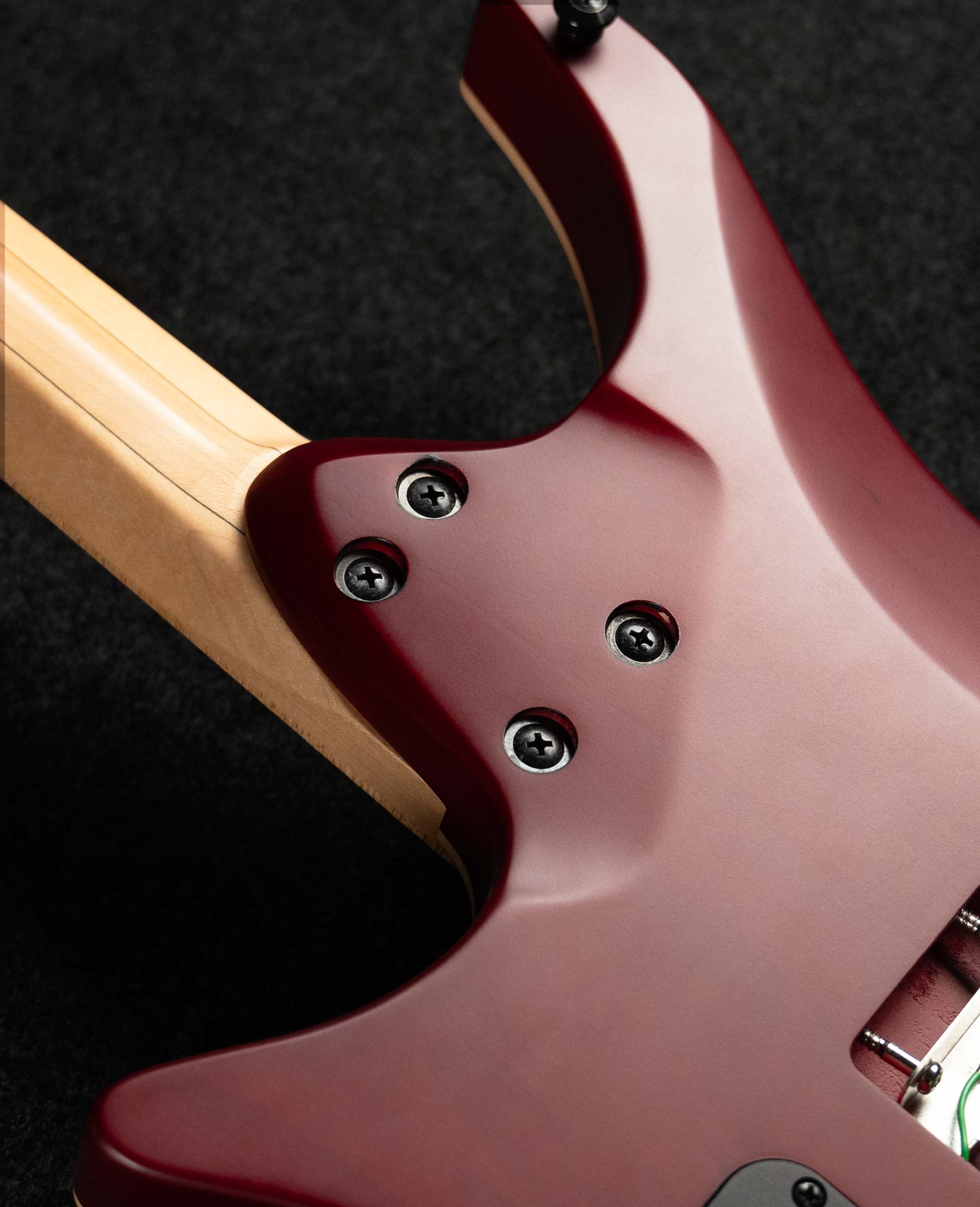 Электрогитара безголовая Strandberg Boden Standard NX 6 Trem Red - купить в "Гитарном Клубе"
