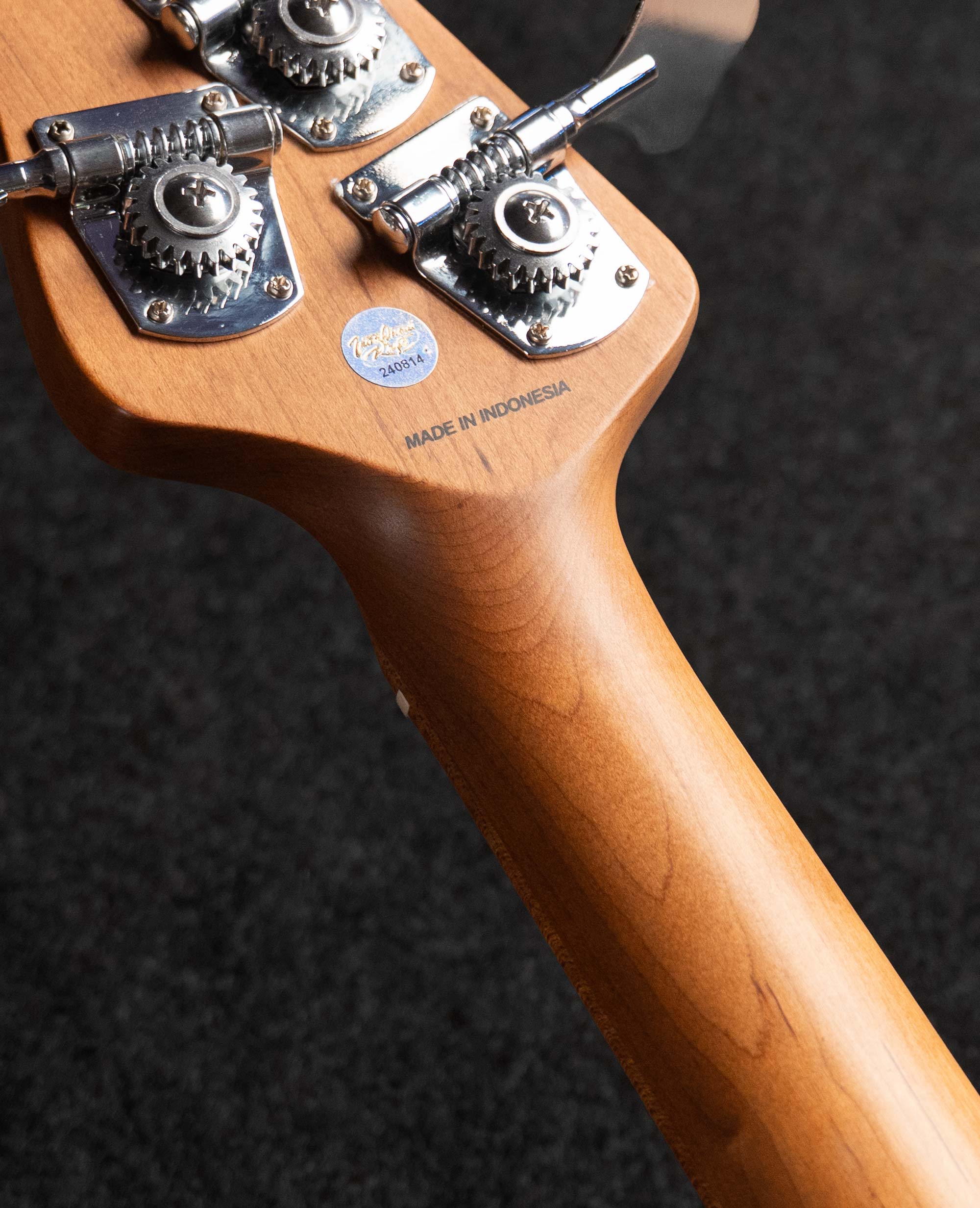 Бас-гитара Sterling StingRay RAY34-SSK, Seafoam Sparkle - купить в "Гитарном Клубе"