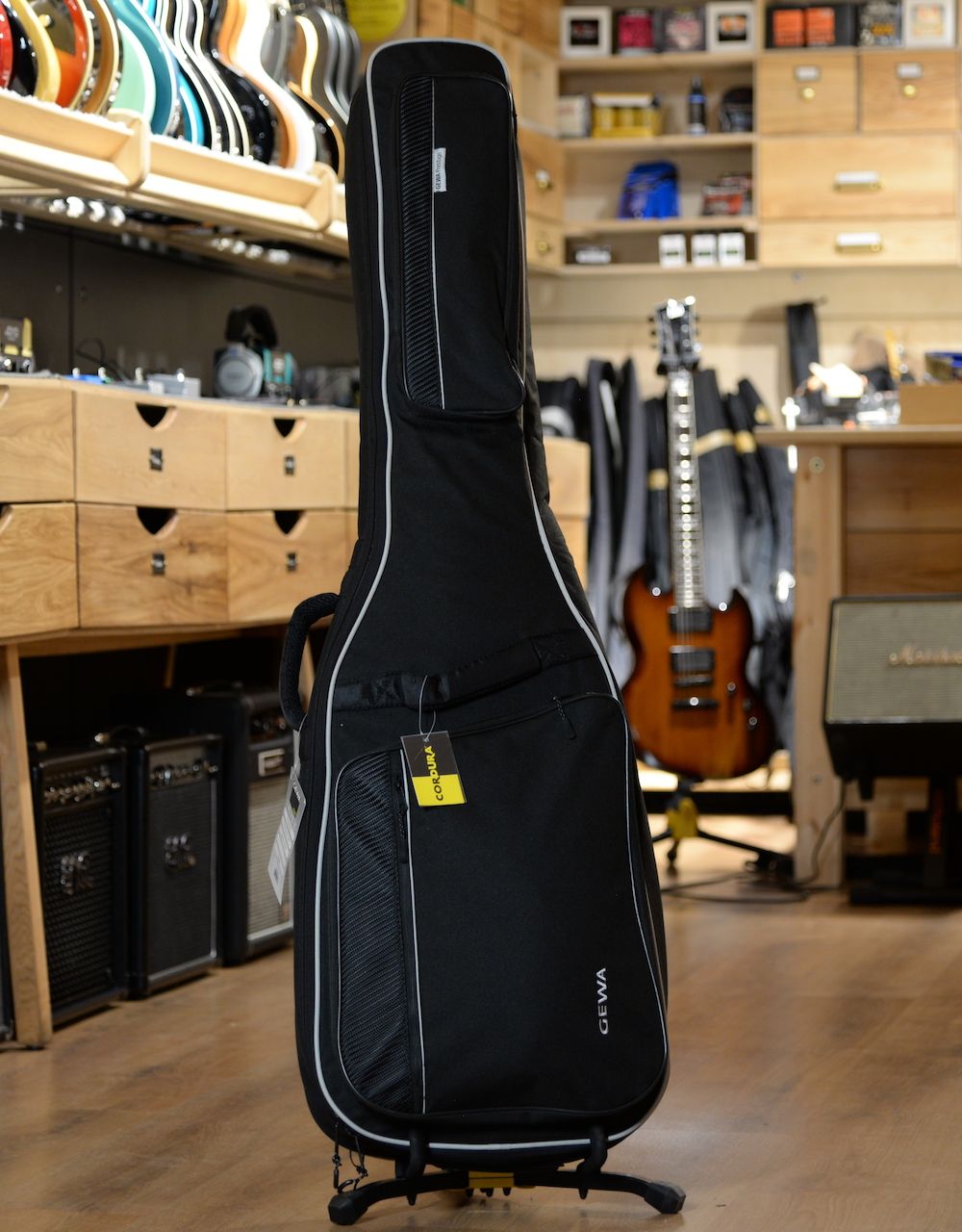 Чехол для бас-гитары GEWA Prestige 25 E-Bass - купить в "Гитарном Клубе"