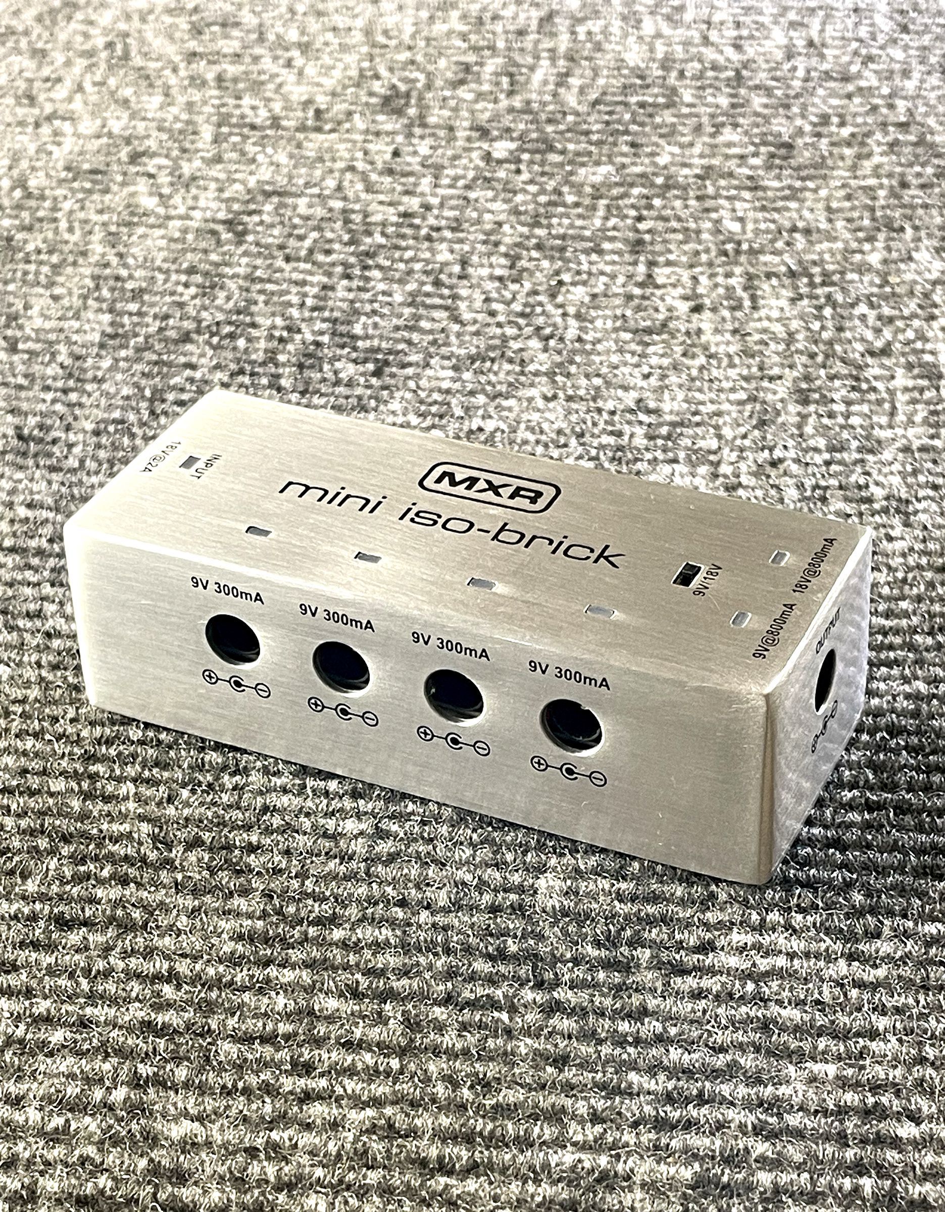 Блок Питания Dunlop M239 MXR Mini ISO-Brick - купить в "Гитарном Клубе"