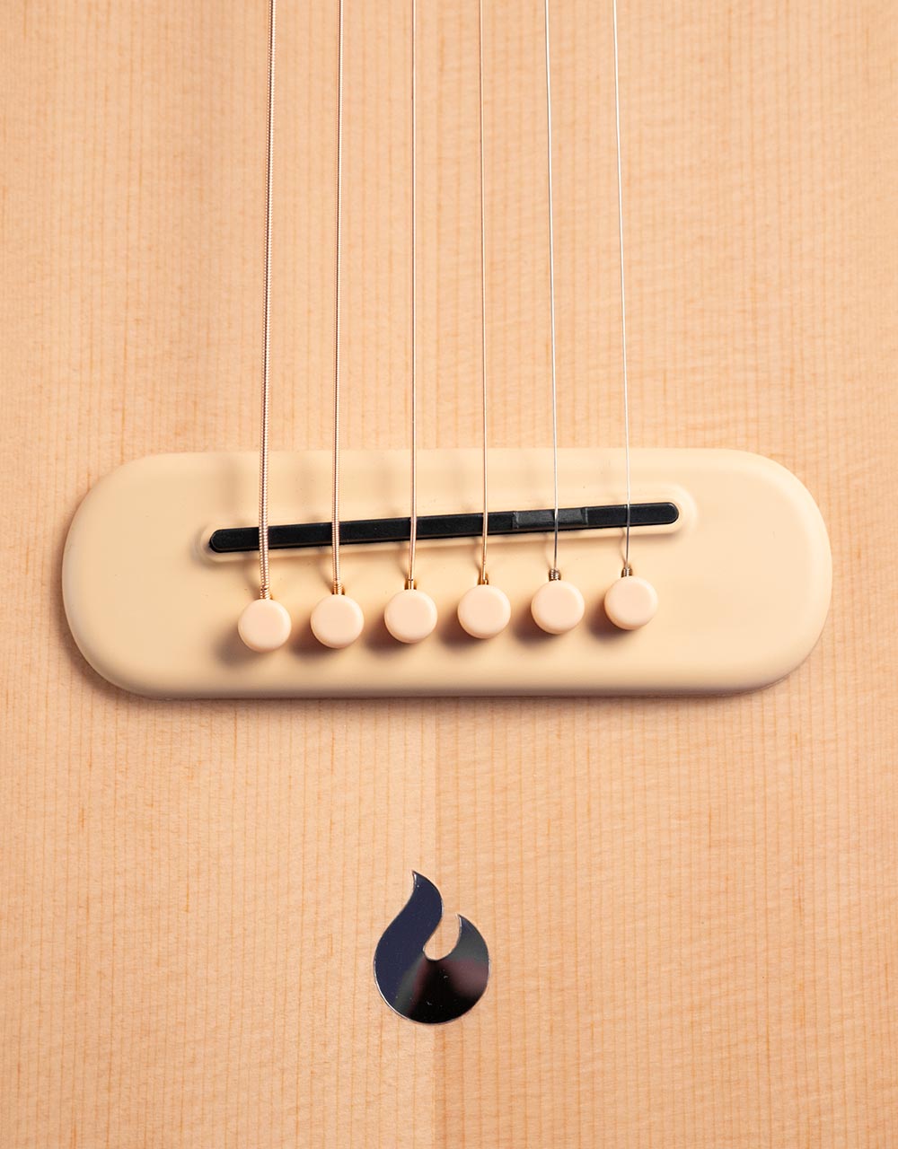 Трансакустическая гитара Lava Me-4 Spruce 36” - купить в "Гитарном Клубе"