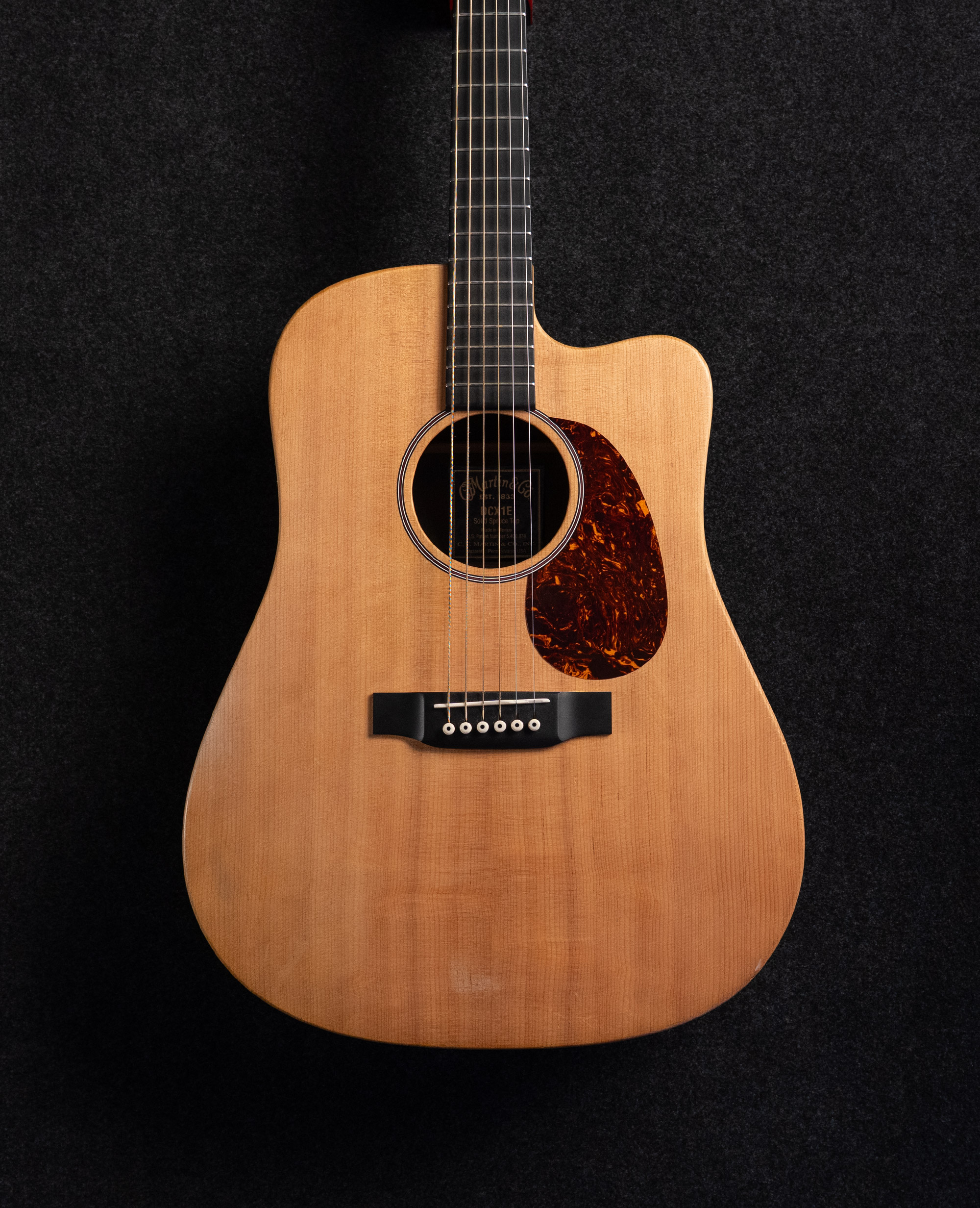 Электроакустическая гитара Martin DCX1E - купить в "Гитарном Клубе"