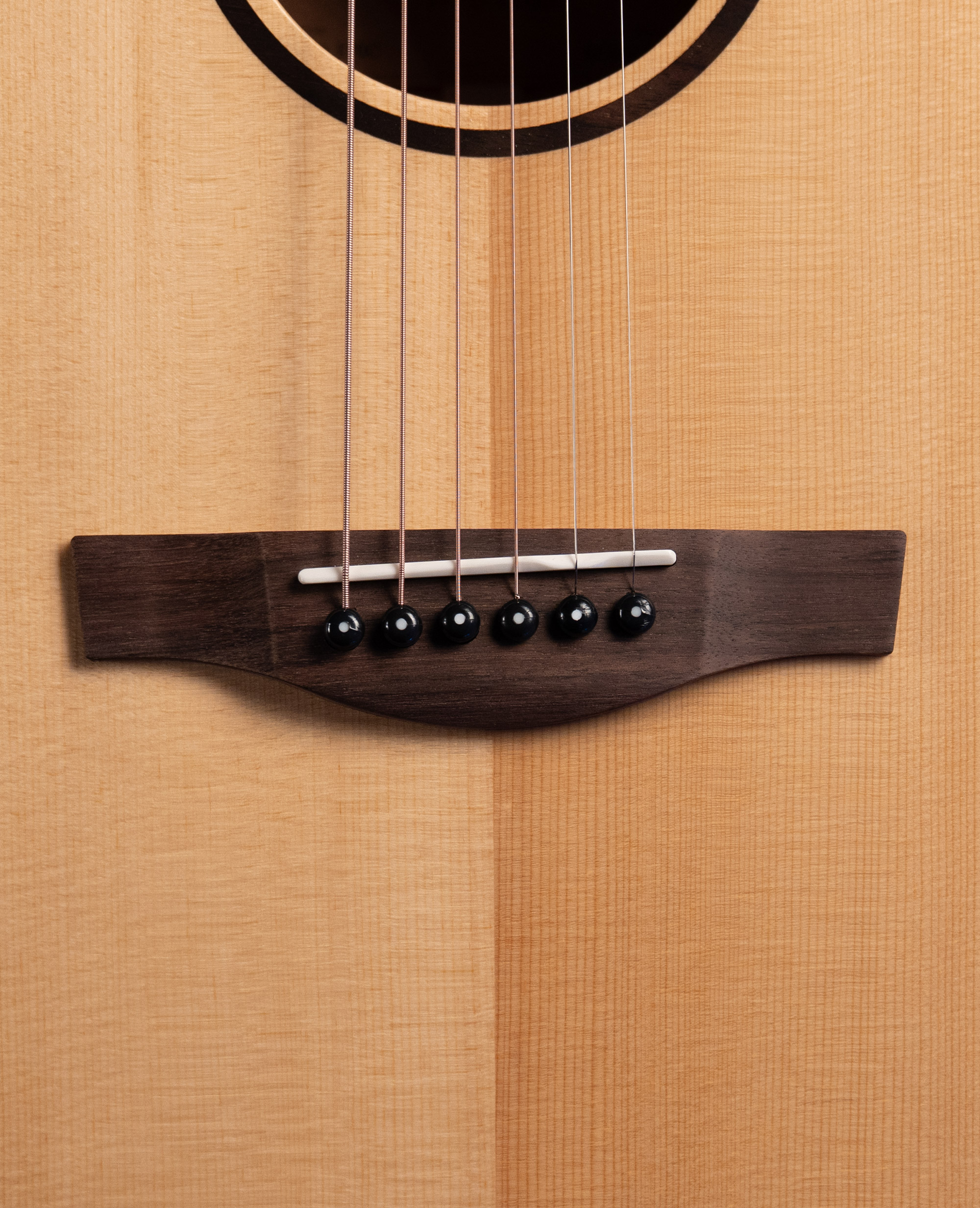 Акустическая гитара Covenant 170C - купить в "Гитарном Клубе"