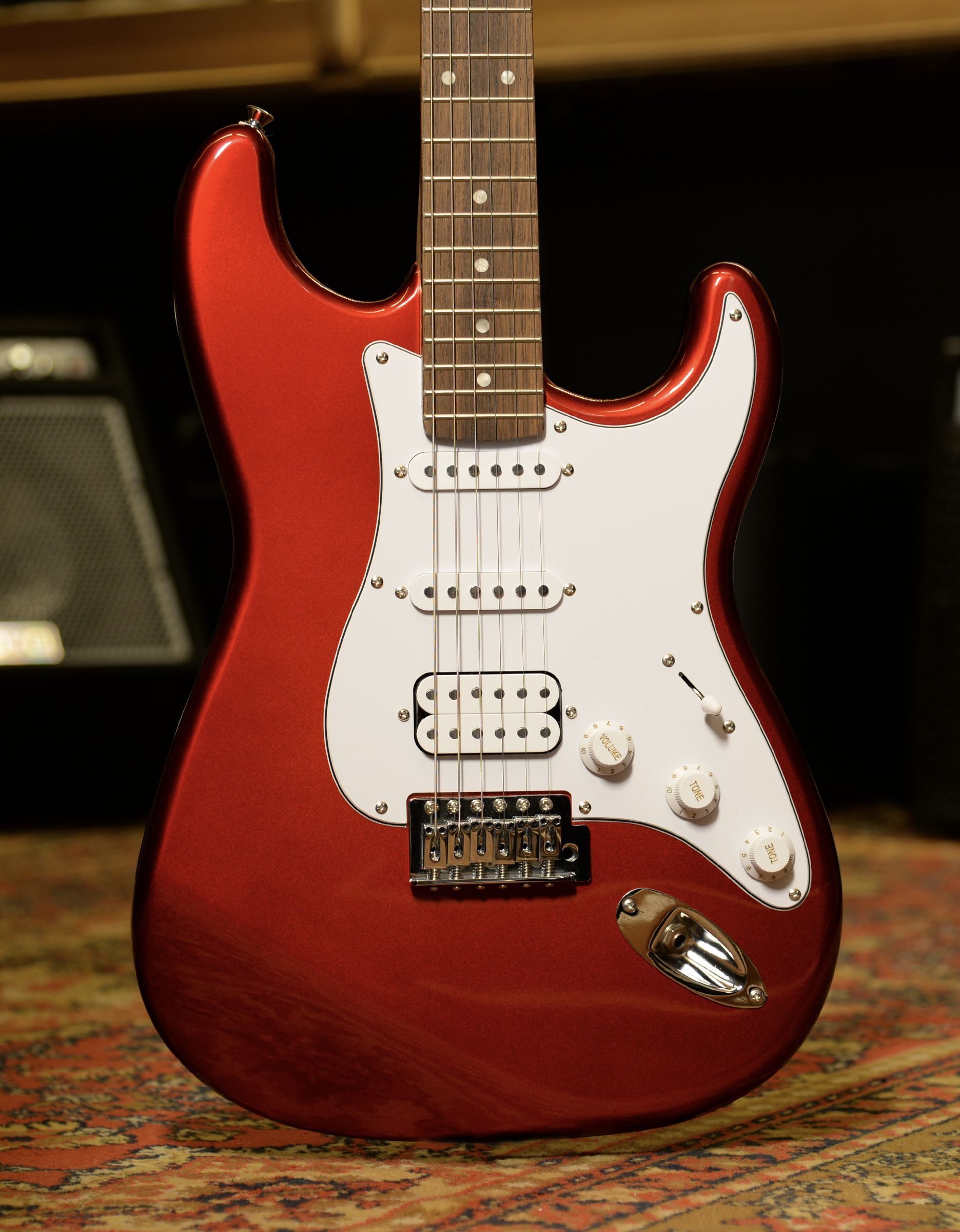 Электрогитара Fernandes LE-1Z HSS Red - купить в "Гитарном Клубе"