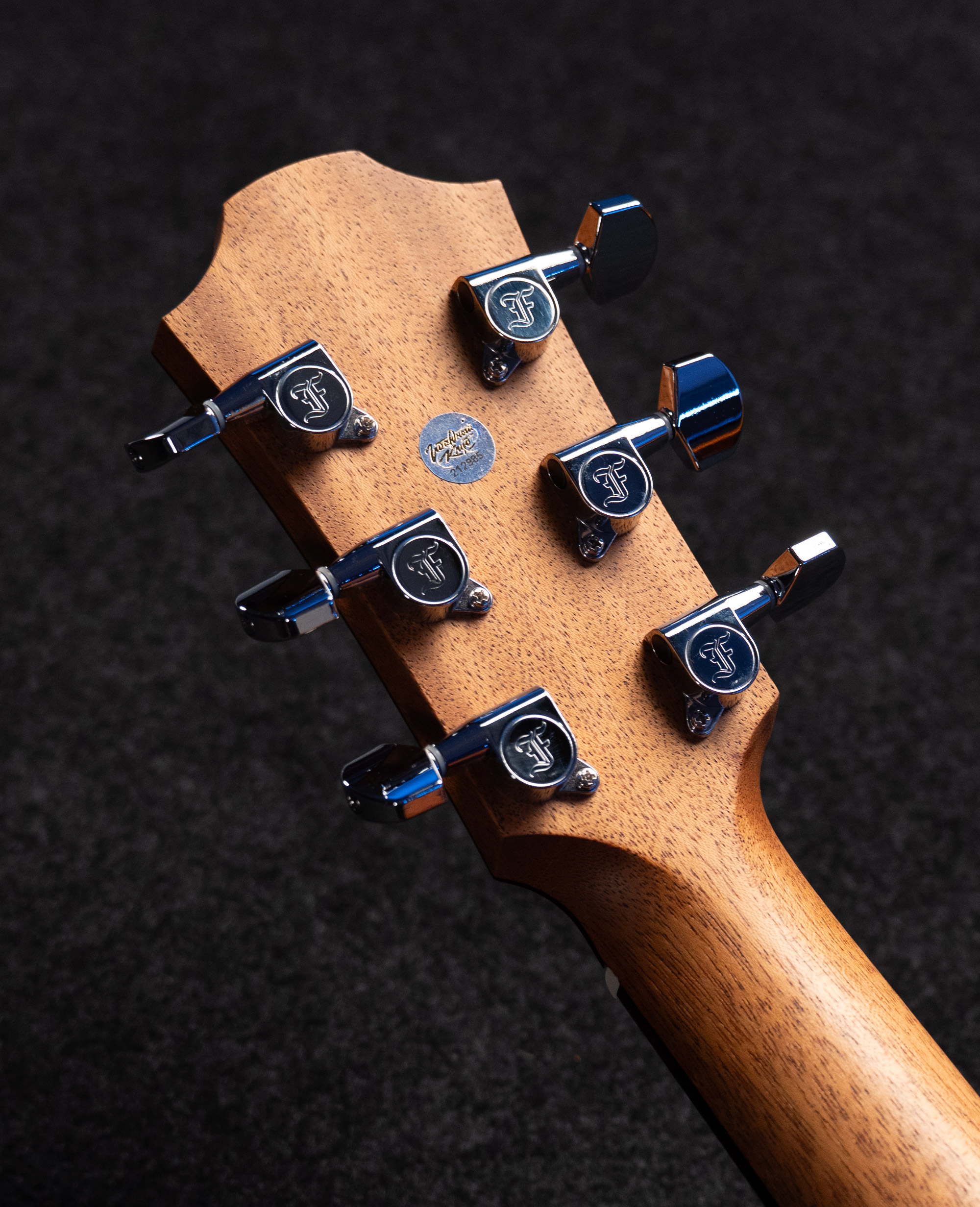 Акустическая гитара FURCH Blue OM-MM - купить в "Гитарном Клубе"