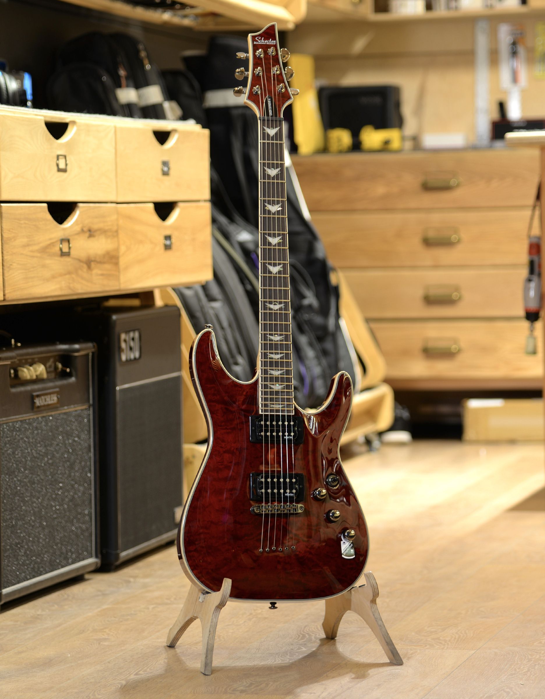 Электрогитара Schecter Omen Extreme-6 Black Cherry - купить в "Гитарном Клубе"