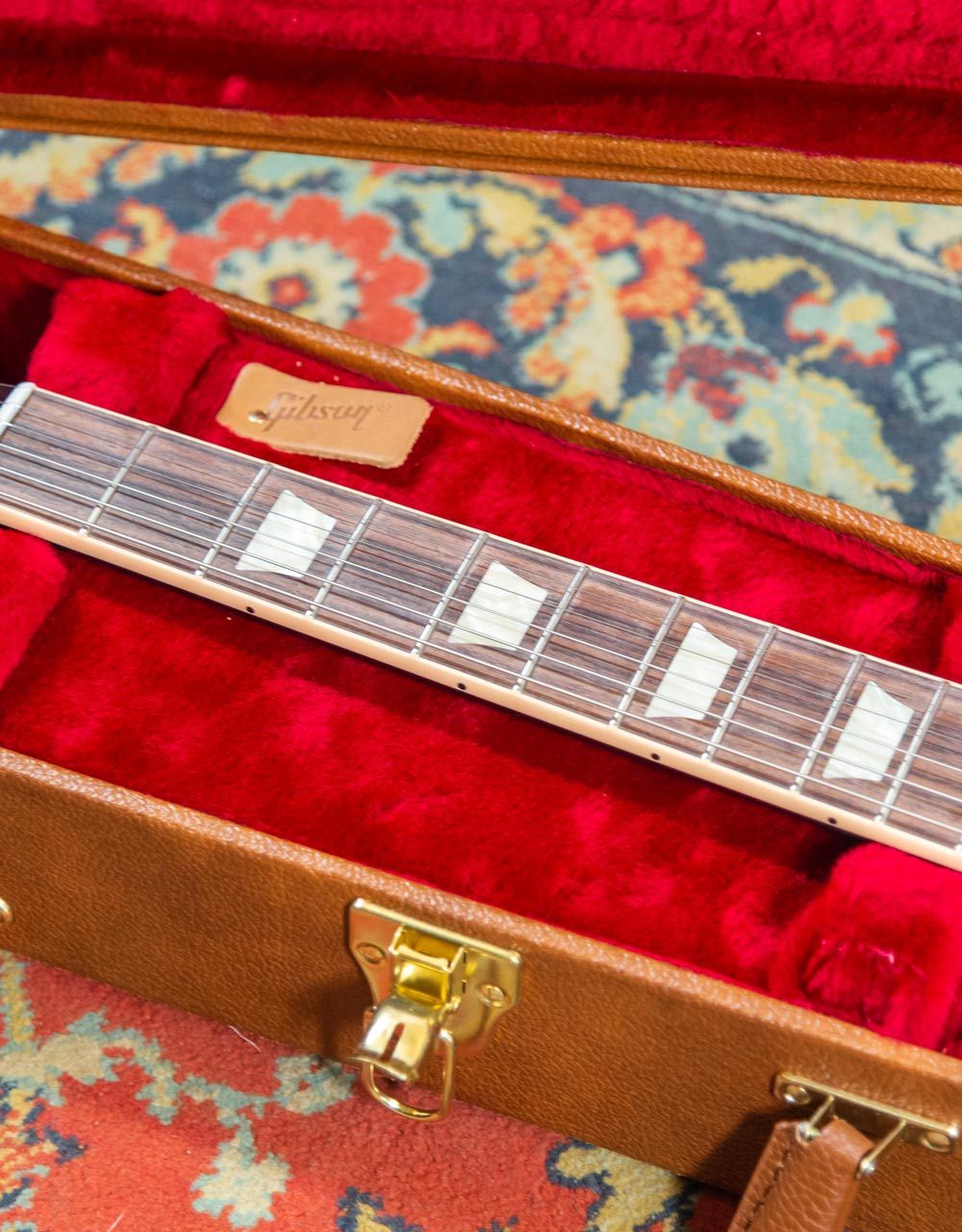 Электрогитара Gibson Les Paul Classic Ebony - купить в "Гитарном Клубе"