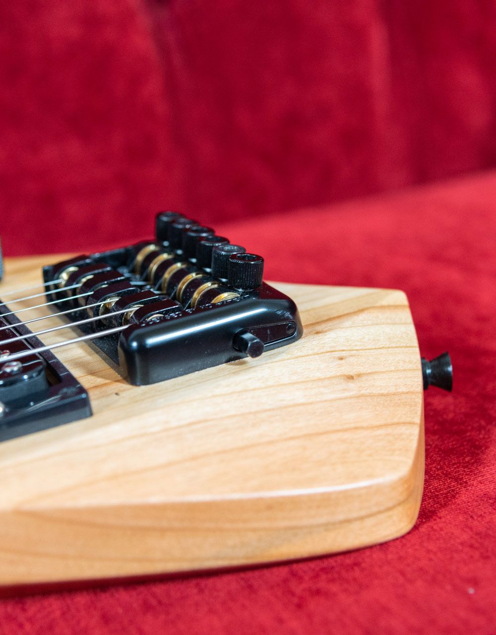 Тревел-электрогитара Inspector Mirage LE Nat - купить в "Гитарном Клубе"