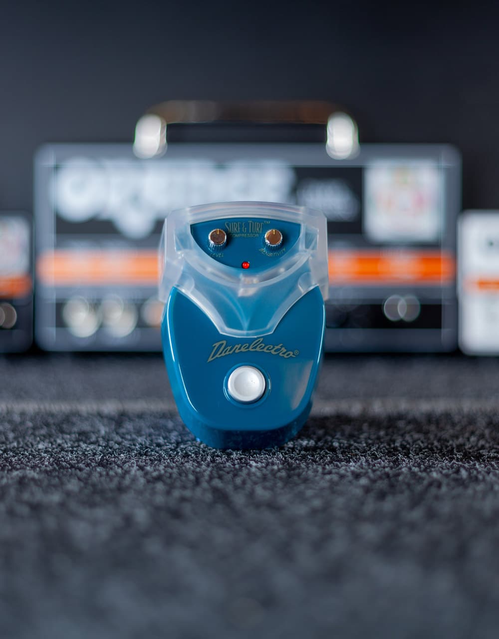 Гитарная педаль Danelectro DJ9 Surf & Turf, Compressor - купить в "Гитарном Клубе"