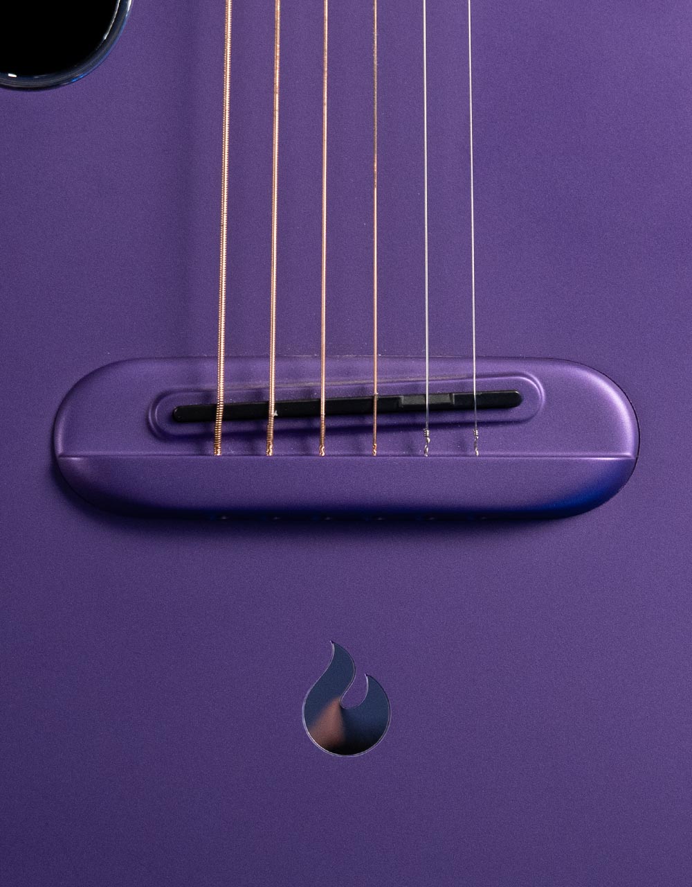 Трансакустическая гитара Lava Me-4 PL 36" - купить в "Гитарном Клубе"