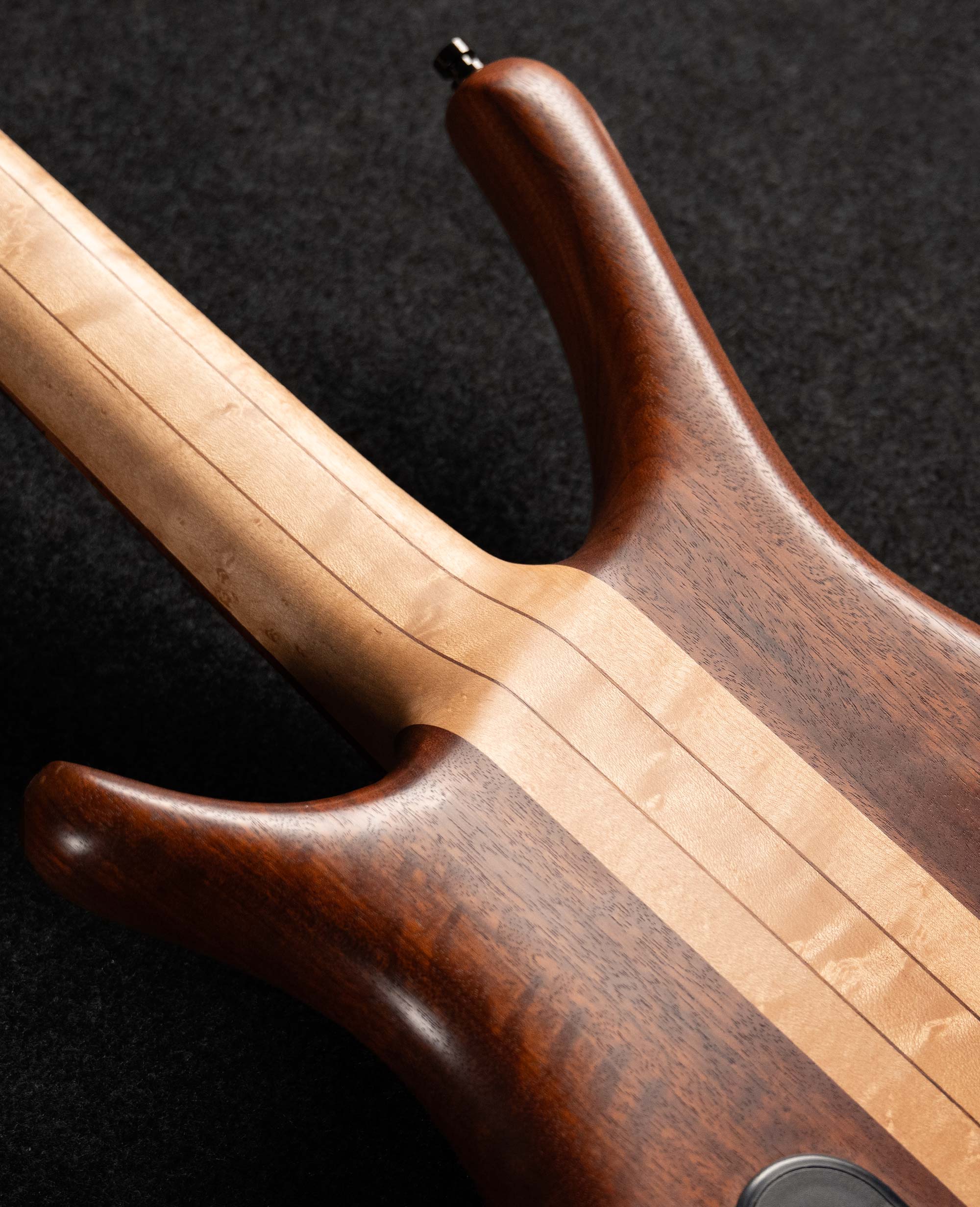 Бас-гитара Warwick Infinity NT  - купить в "Гитарном Клубе"