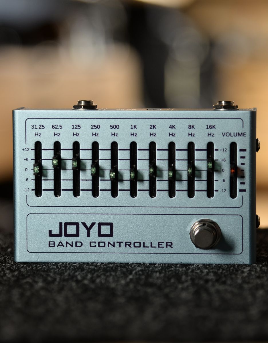 Гитарная педаль JOYO R-12 12-Band EQ - купить в "Гитарном Клубе"