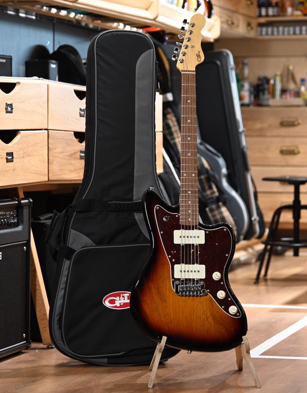 Электрогитара G&L FD Doheny 3-Tone Sunburst CR - купить в "Гитарном Клубе"