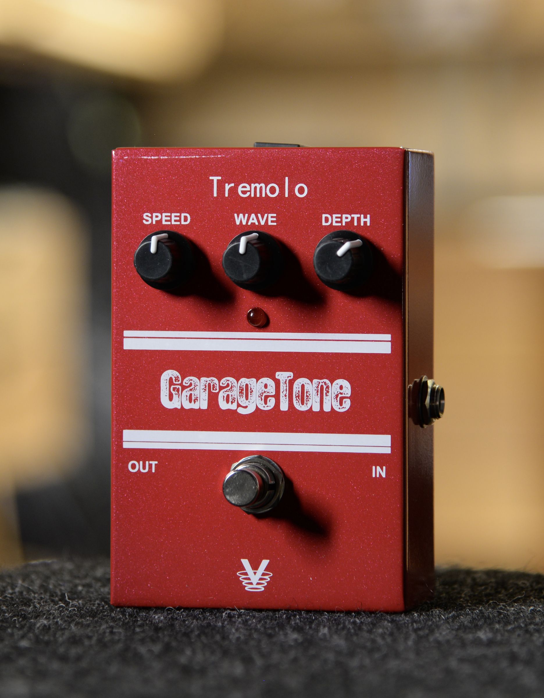 Гитарная педаль Visual Sound GTCHOP Garage Tone Tremolo - купить в "Гитарном Клубе"