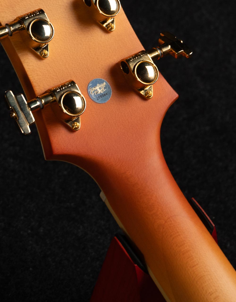 Полуакустическая гитара Peerless Jazz City - купить в "Гитарном Клубе"