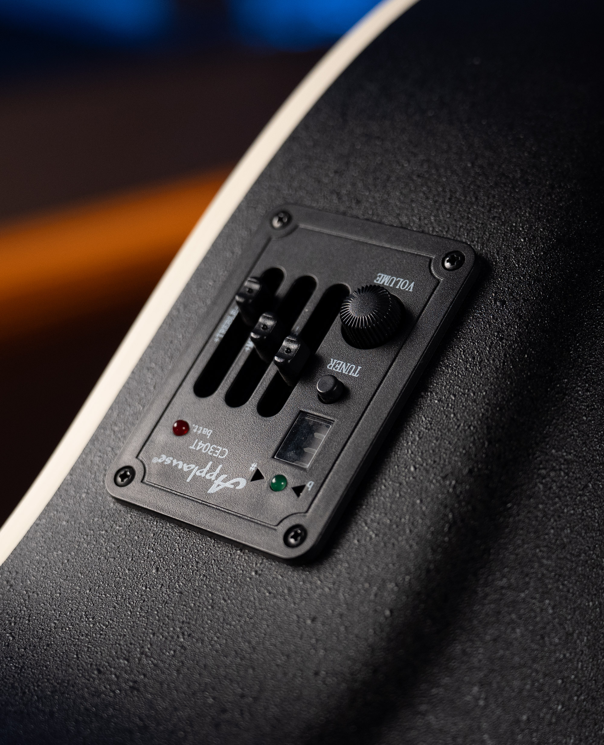 Электроакустическая гитара Ovation Applause AB24II-4S Balladeer Mid Cutaway Natural Satin - купить в "Гитарном Клубе"