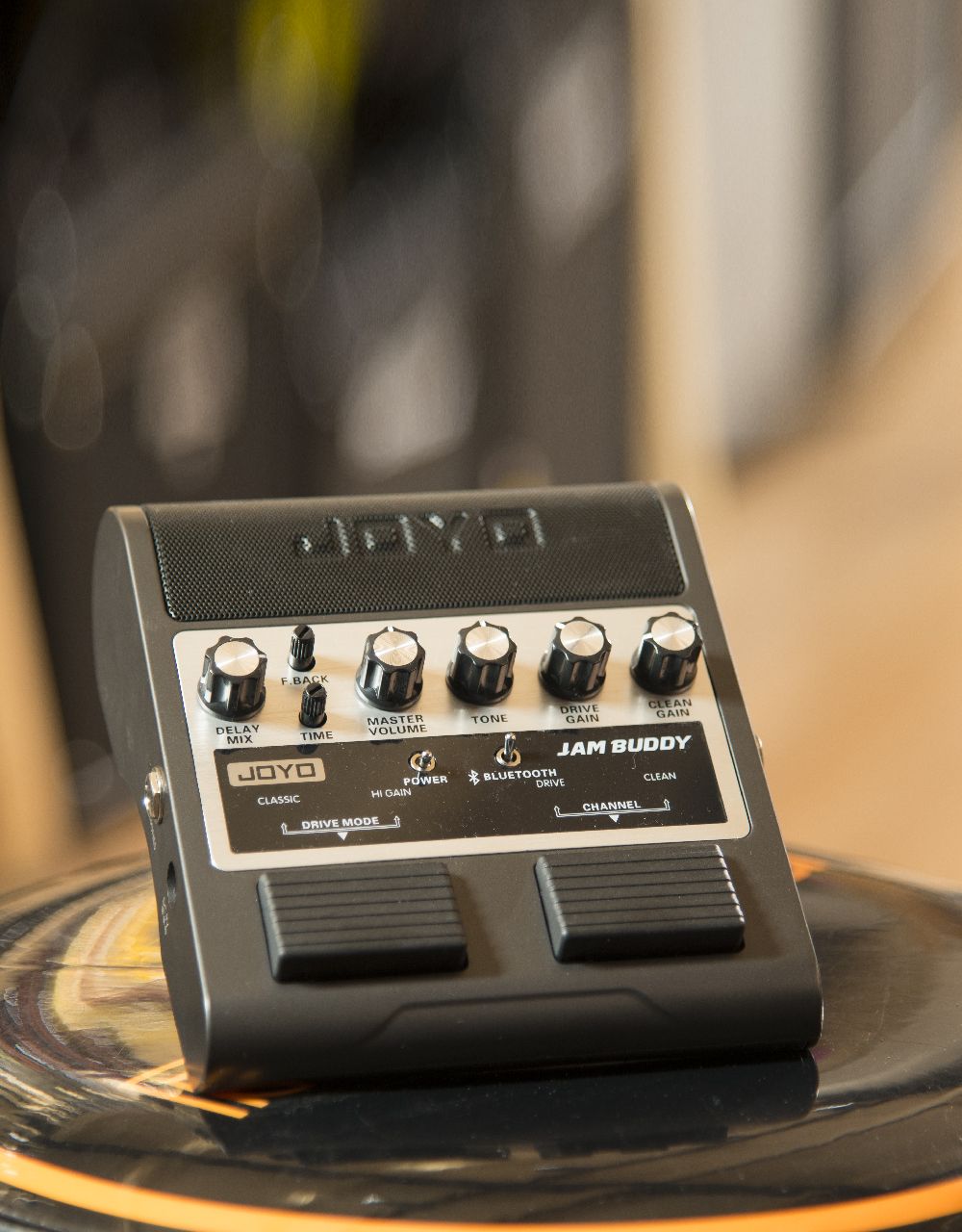 Портативный усилитель для электрогитары JOYO JAM BUDDY, 2x4 Вт, 2 канала, черный - купить в "Гитарном Клубе"