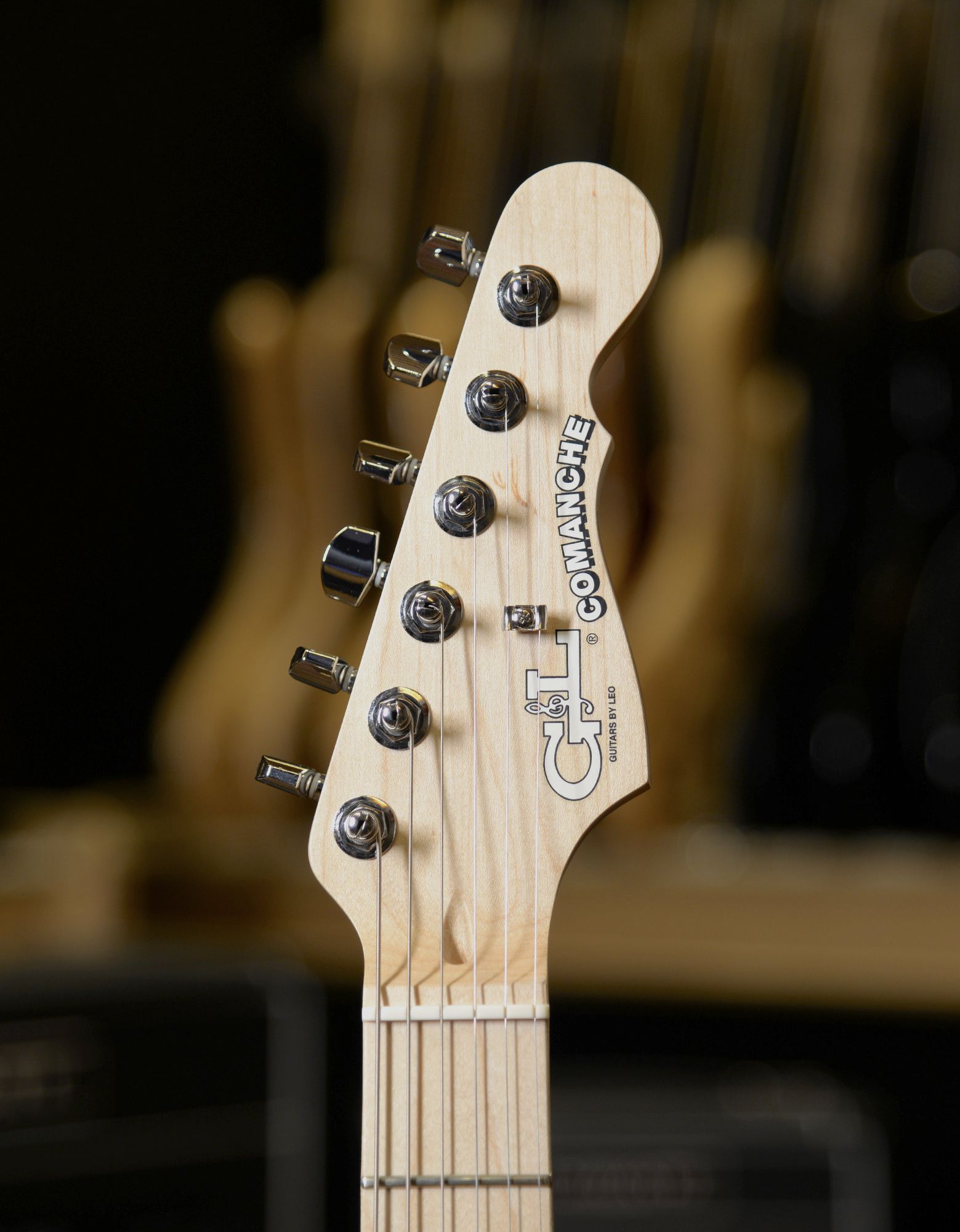 Электрогитара G&L Comanche Honeyburst MP - купить в "Гитарном Клубе"