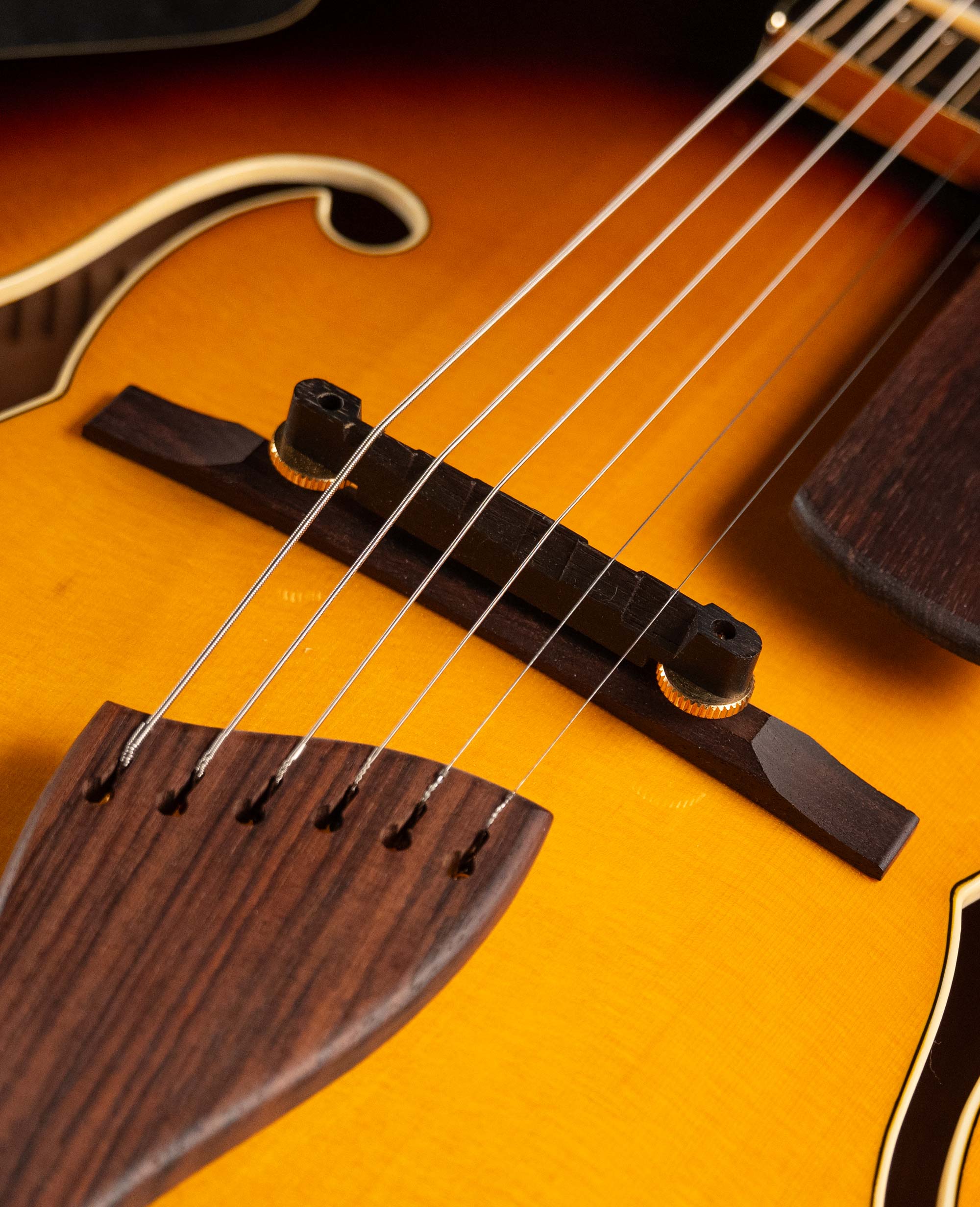 Полуакустическая гитара Peerless Martin Taylor Virtuoso - купить в "Гитарном Клубе"