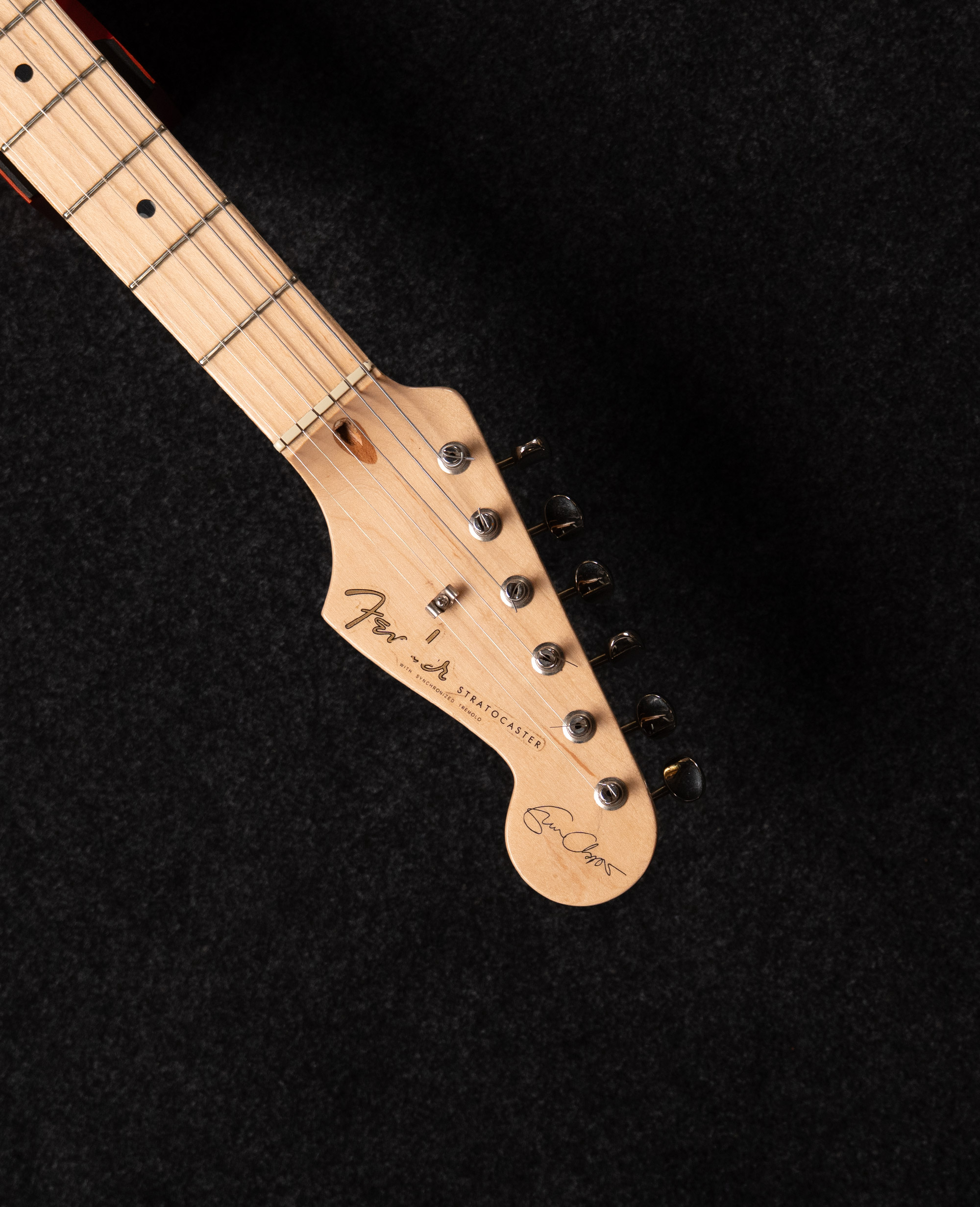 Электрогитара Fender Stratocaster Eric Clapton, 2007 - купить в "Гитарном Клубе"