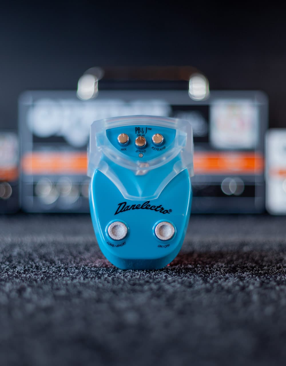 Гитарная педаль Danelectro DJ 17 PB&J Delay - купить в "Гитарном Клубе"