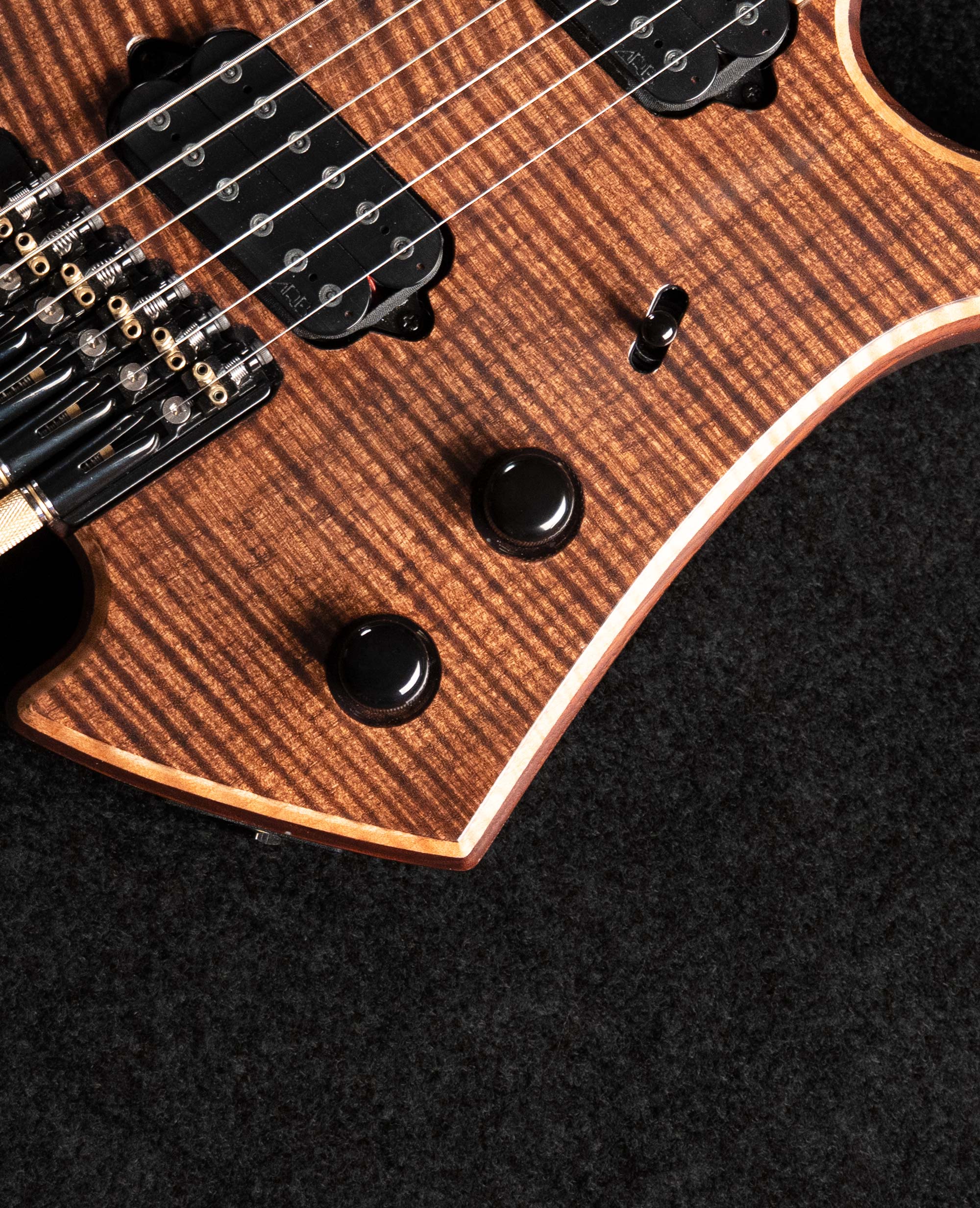 Электрогитара Khmelevsky Wing Mirror Tree - купить в "Гитарном Клубе"