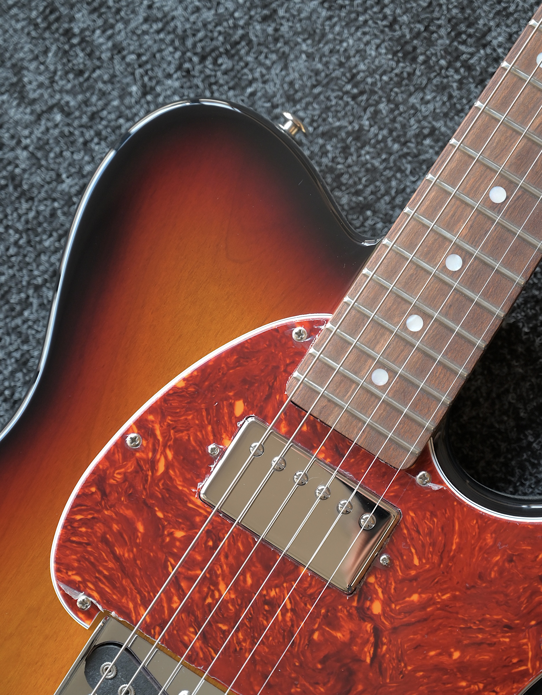 Электрогитара G&L FD ASAT Classic Bluesboy 3-Tone Sunburst CR - купить в "Гитарном Клубе"
