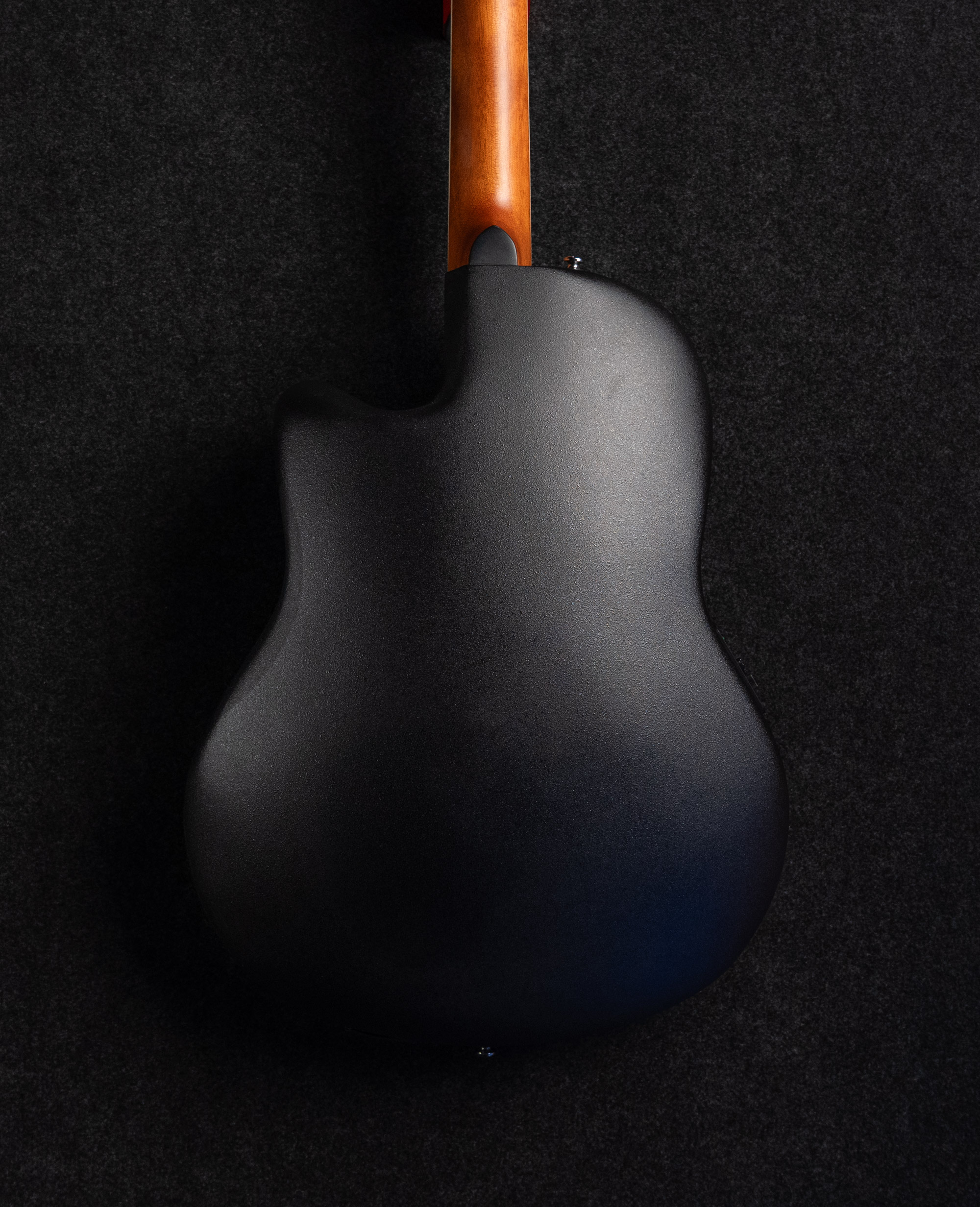 Электроакустическая гитара Ovation Applause AB24II-4S Balladeer Mid Cutaway Natural Satin - купить в "Гитарном Клубе"