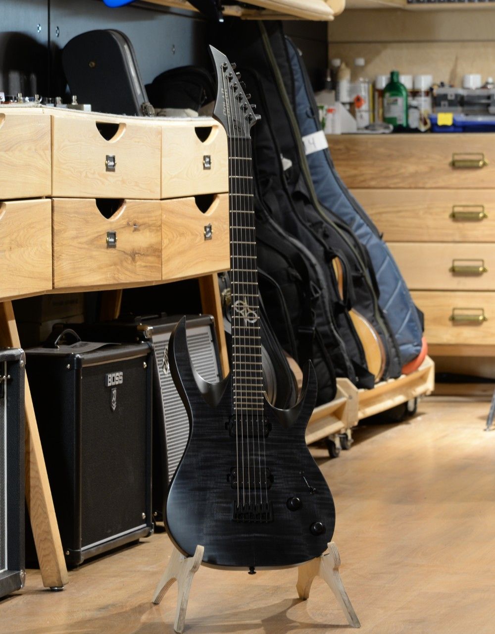 Электрогитара Solar Guitars A2.6FBB Black, баритон - купить в "Гитарном Клубе"