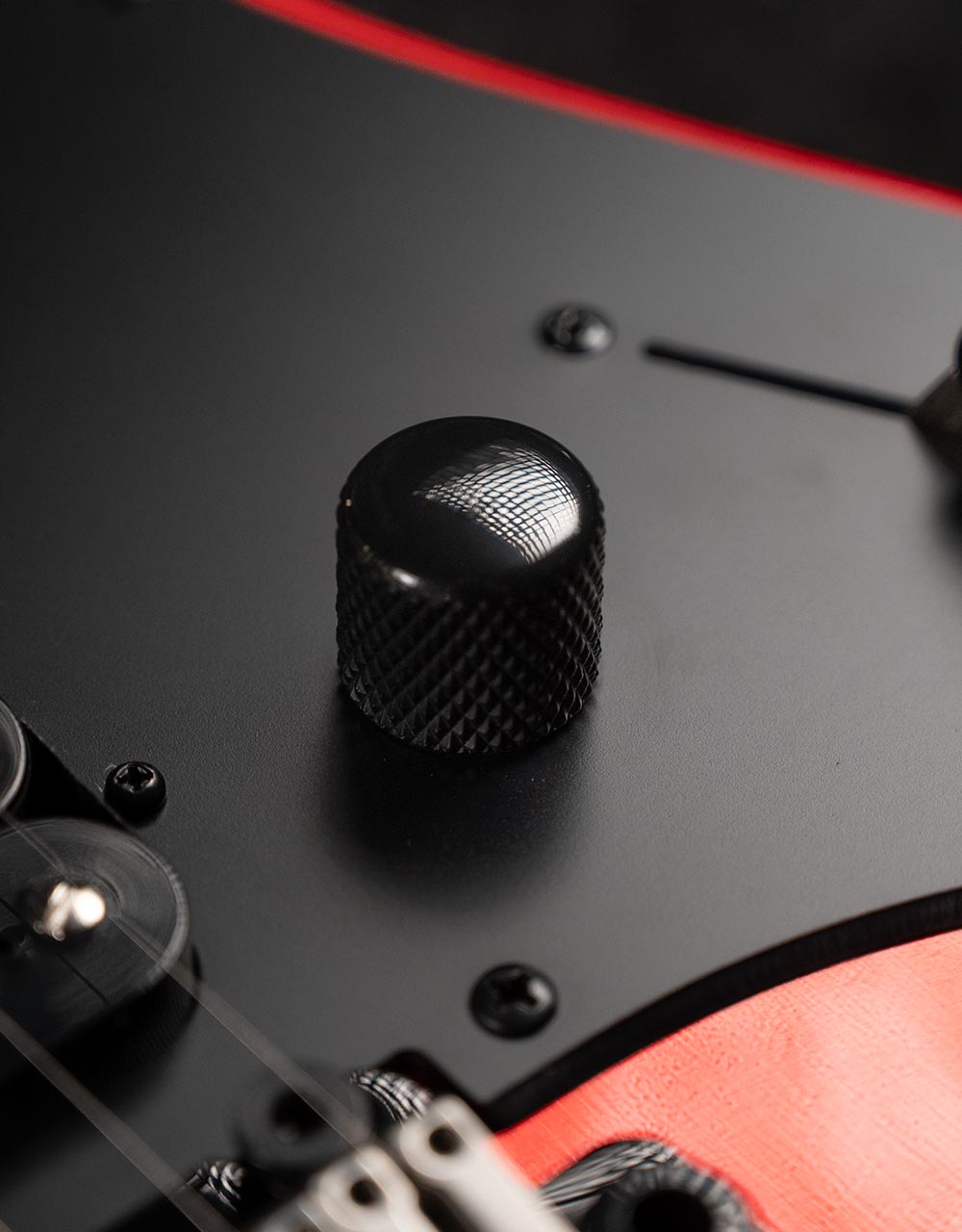 Электрогитара Covenant Custom Model Ate Ruby - купить в "Гитарном Клубе"