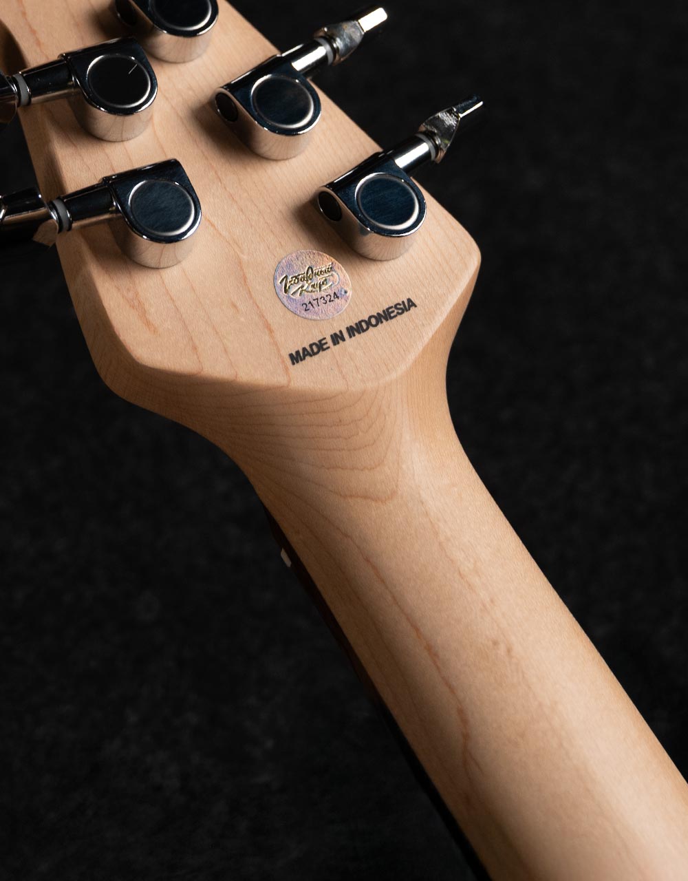 Электрогитара Sterling Cutlass SSS Charcoal Frost - купить в "Гитарном Клубе"