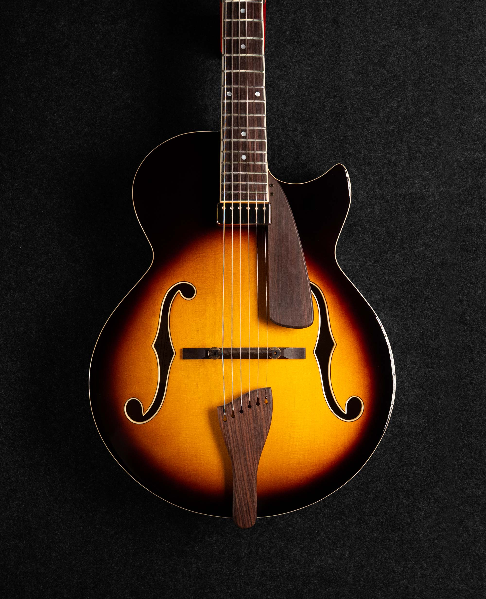 Полуакустическая гитара Peerless Martin Taylor Virtuoso - купить в "Гитарном Клубе"