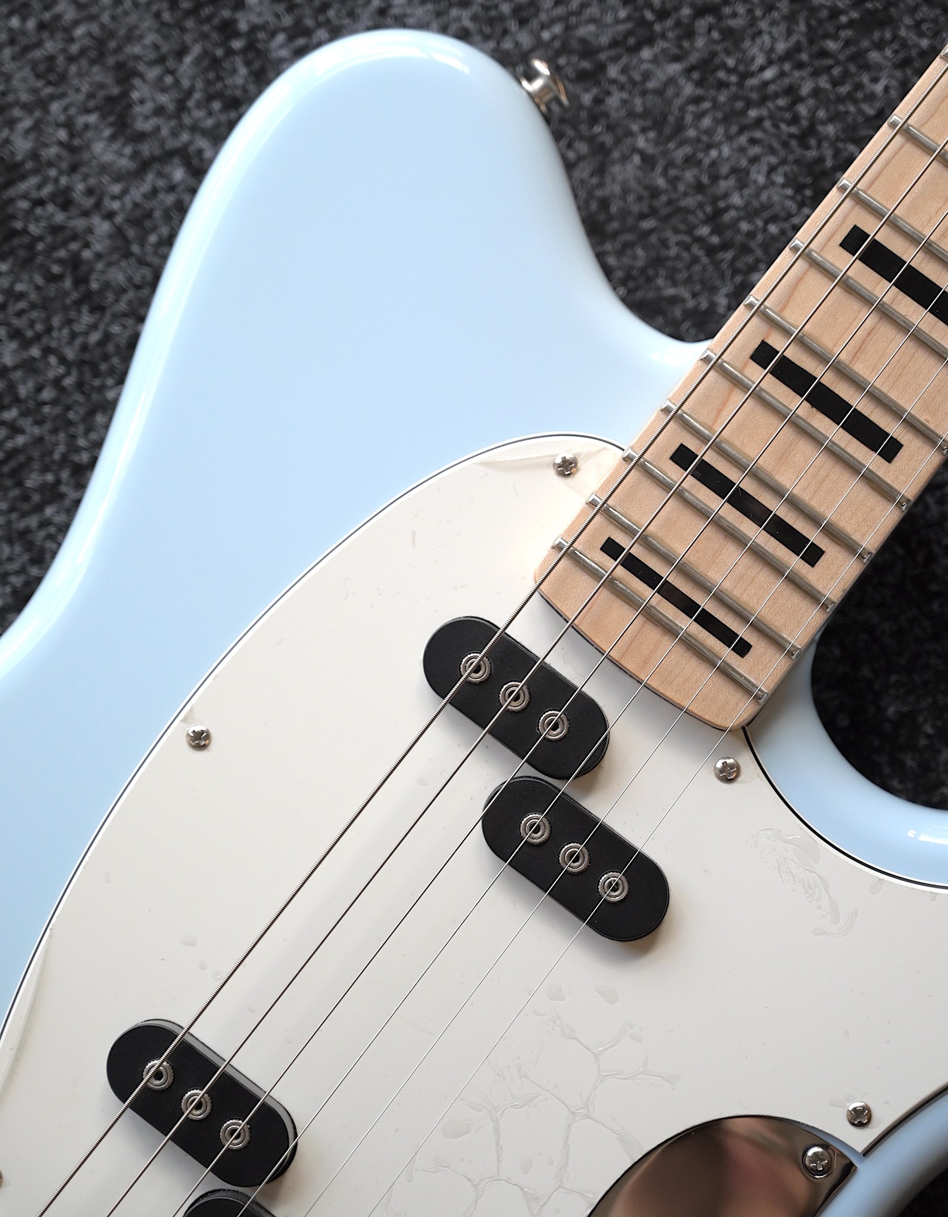 Электрогитара G&L CLF Espada Sonic Blue MP - купить в "Гитарном Клубе"