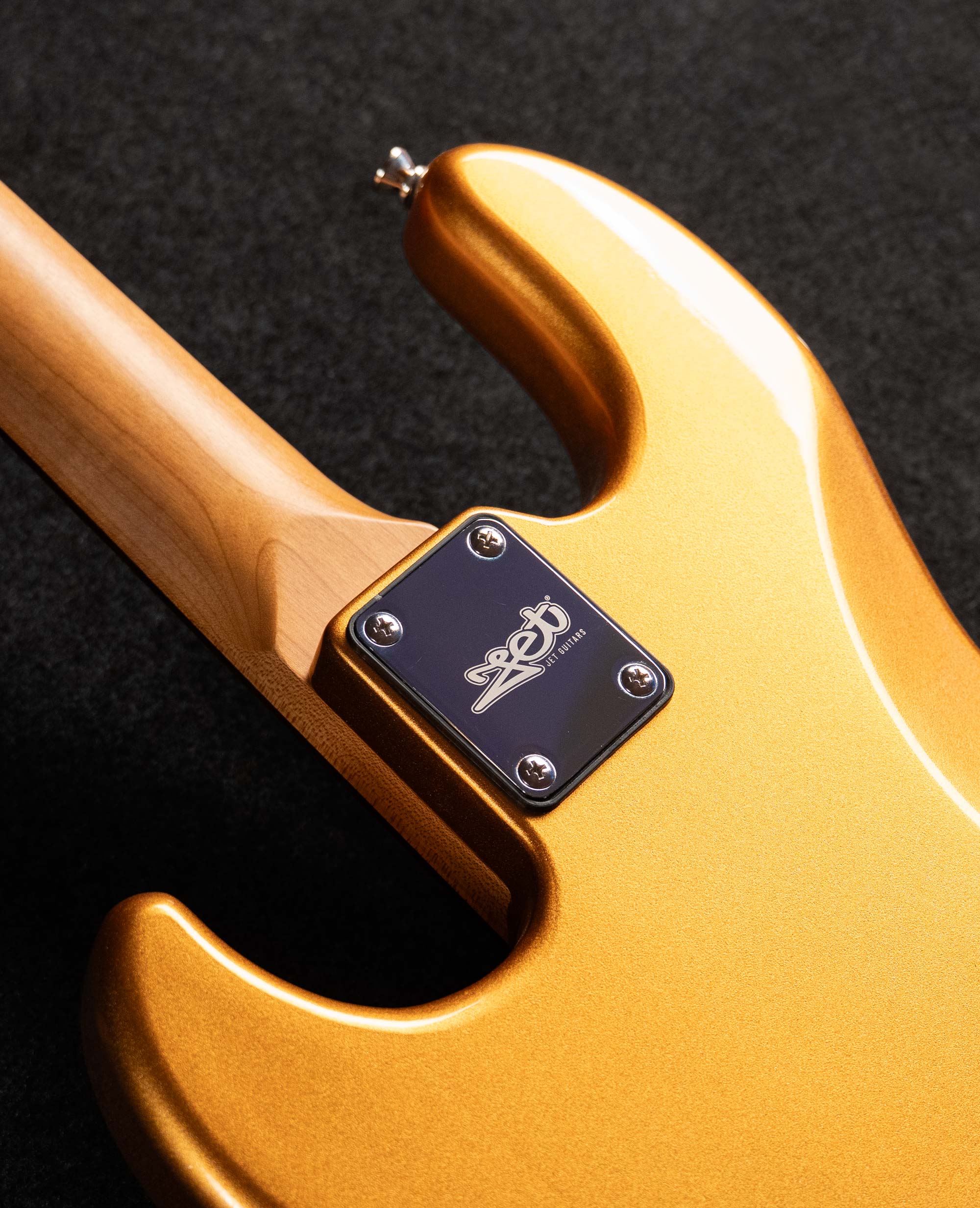 Бас-гитара JET JJB-300 GD R - купить в "Гитарном Клубе"