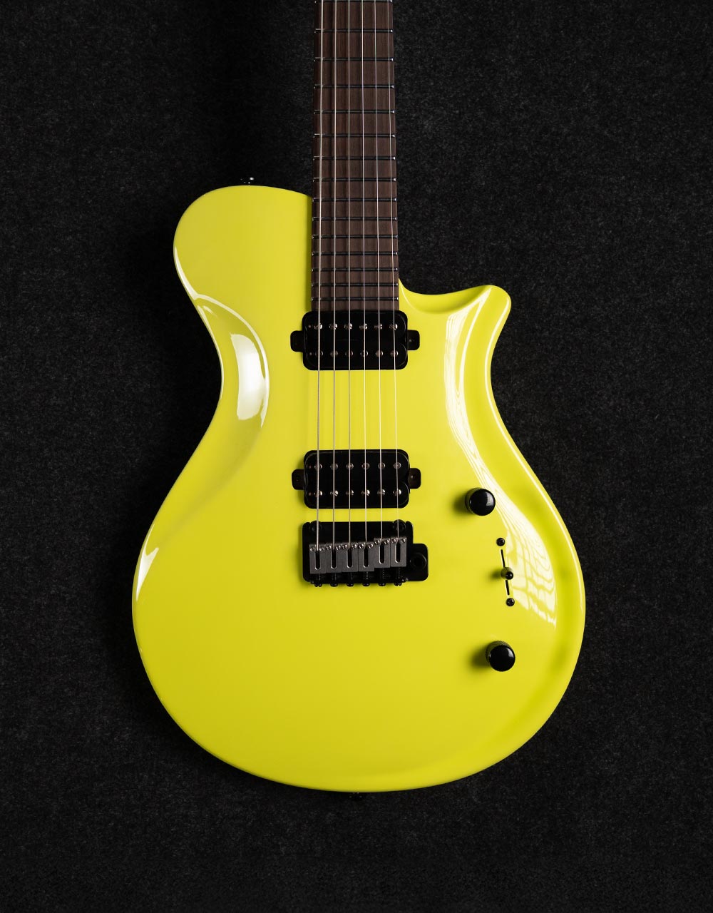 Электрогитара Covenant Custom Model Be Lemon - купить в "Гитарном Клубе"