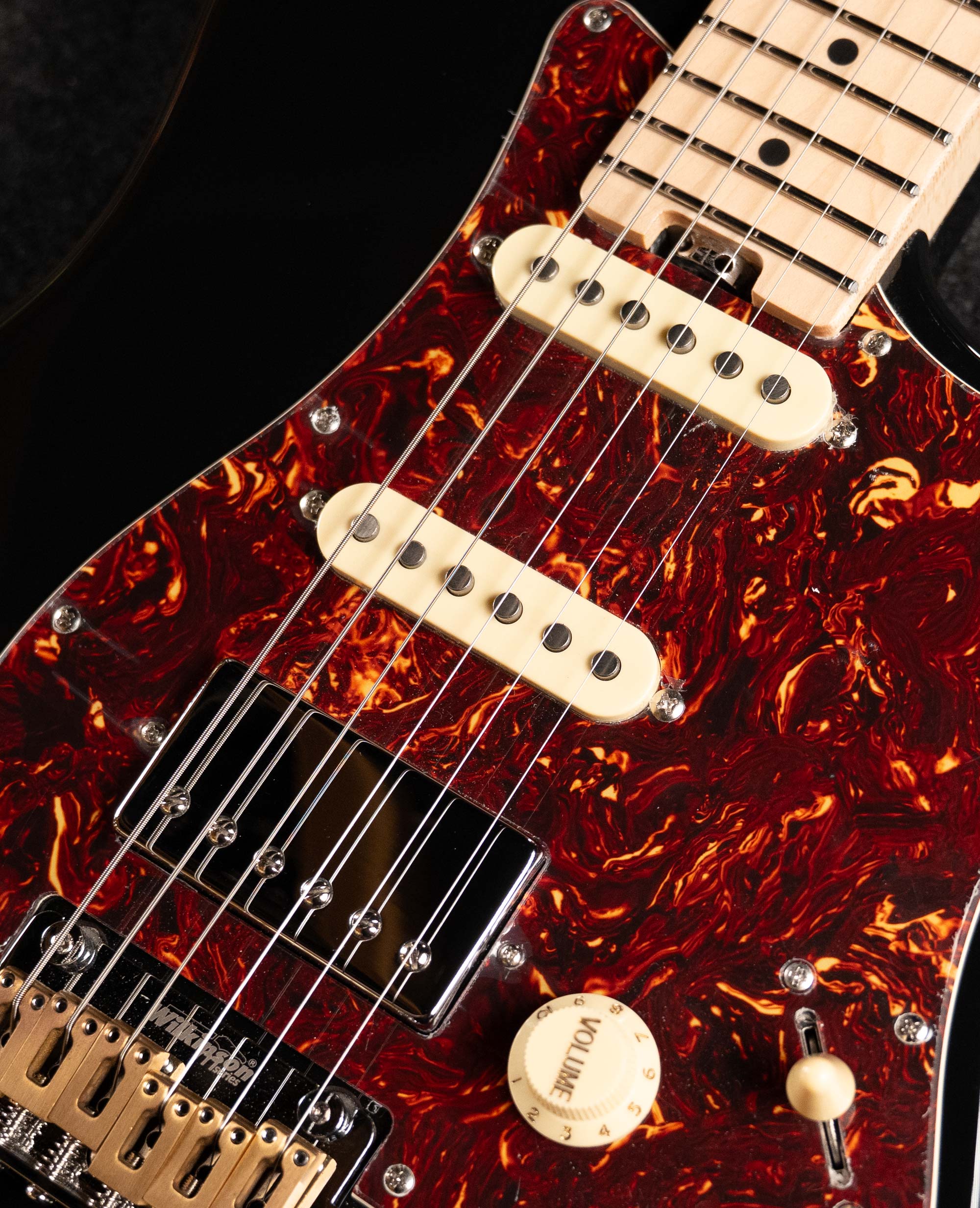 Электрогитара Crafter Crema MP Cosmic Black - купить в "Гитарном Клубе"