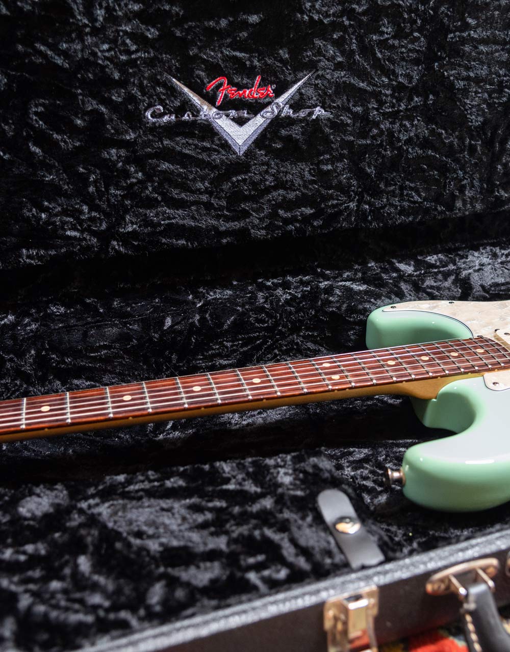 Электрогитара Fender Custom Shop Stratocaster Surf Green, именная модель Jeff Beck - купить в "Гитарном Клубе"