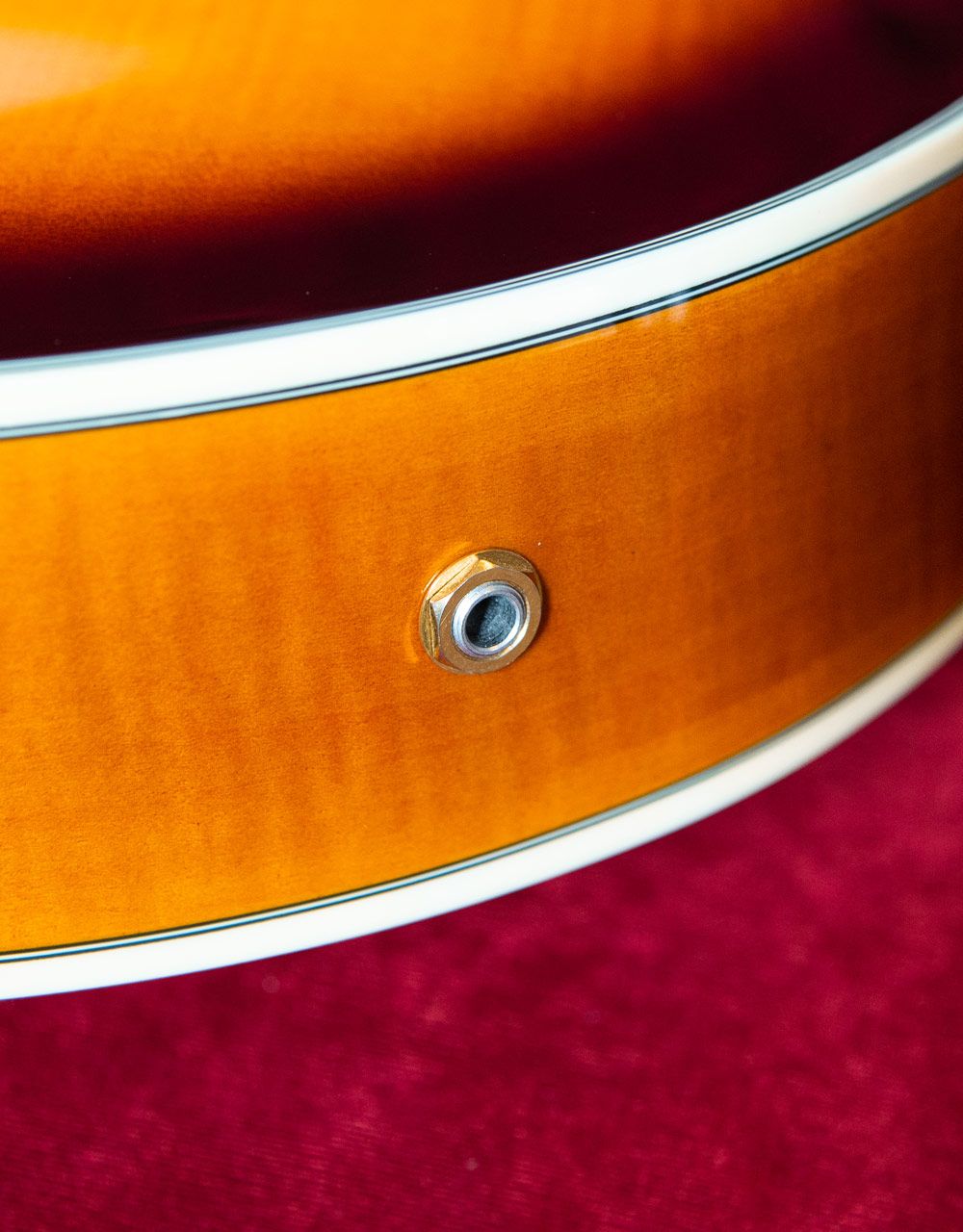 Полуакустическая гитара D