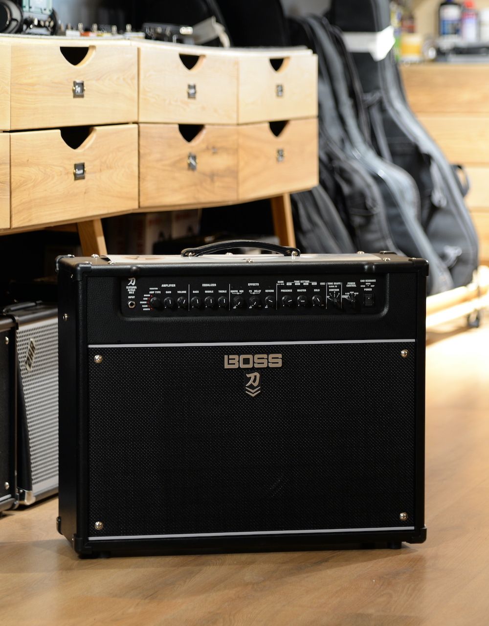 Комбоусилитель для электрогитары Boss Katana-Artist MK2, 1х12", 100Вт - купить в "Гитарном Клубе"