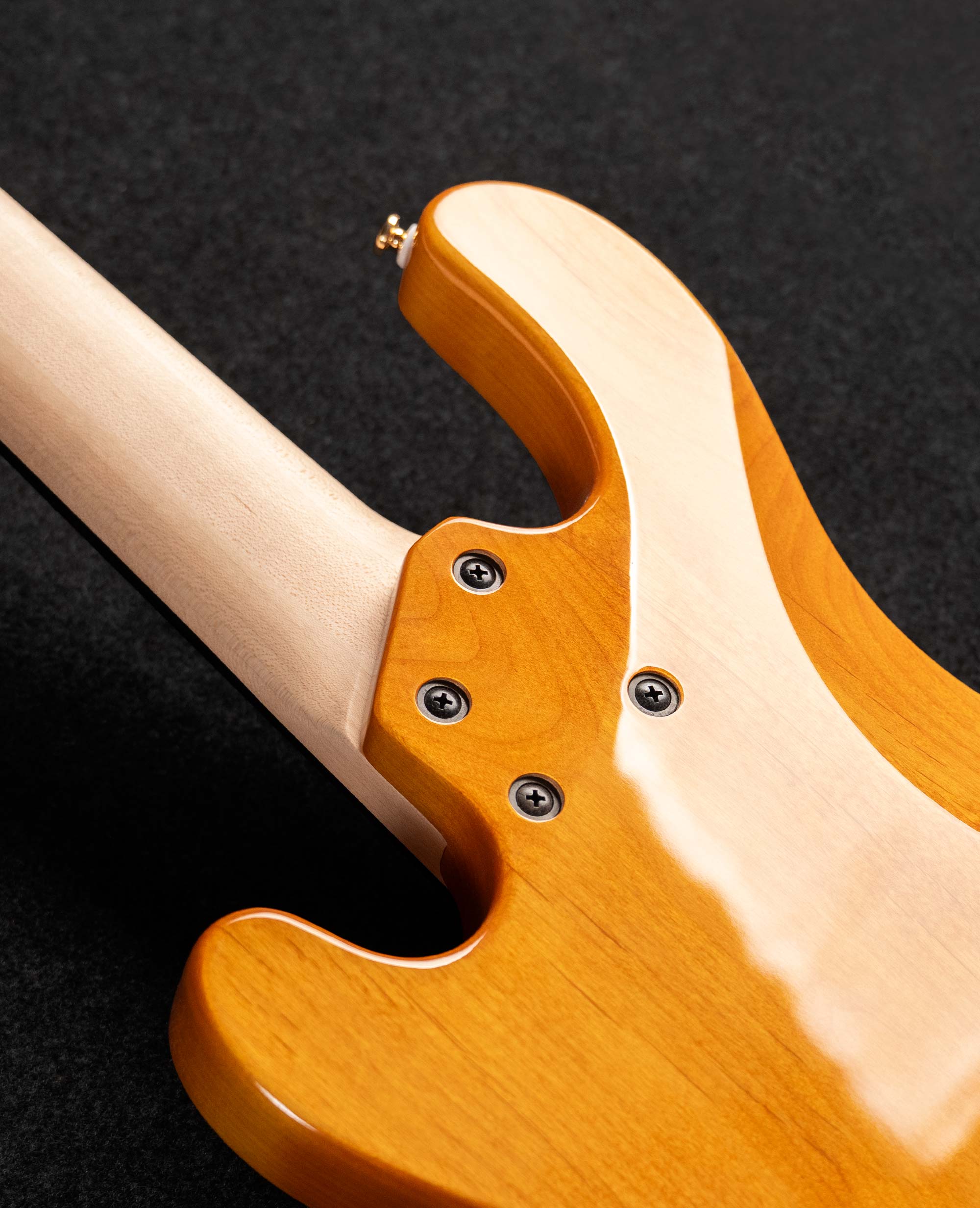 Бас-гитара Cort Rithimic-V-NAT  - купить в "Гитарном Клубе"